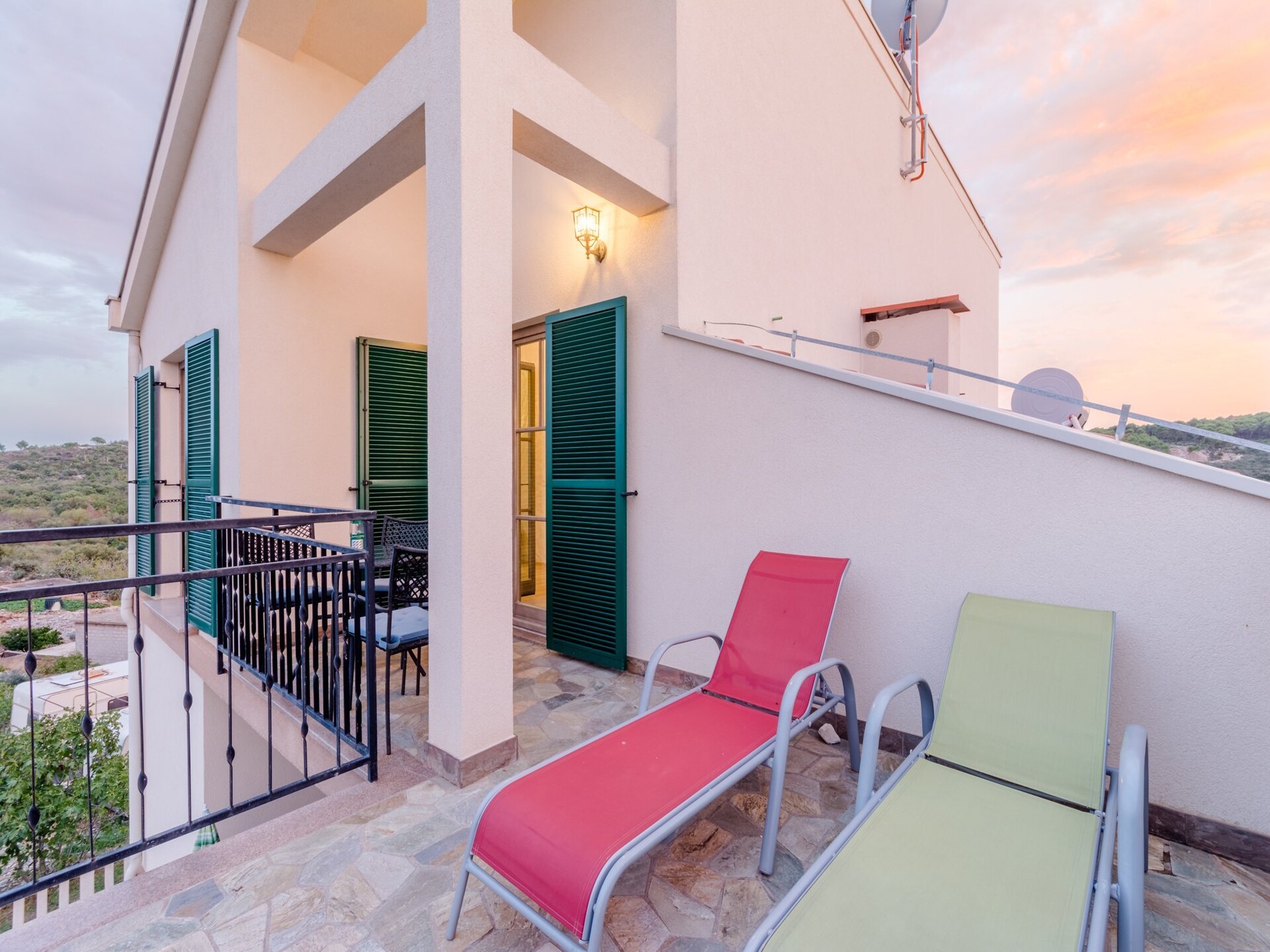 Rustiek appartement met zeezicht en terras op het eiland Čiovo - foto 14