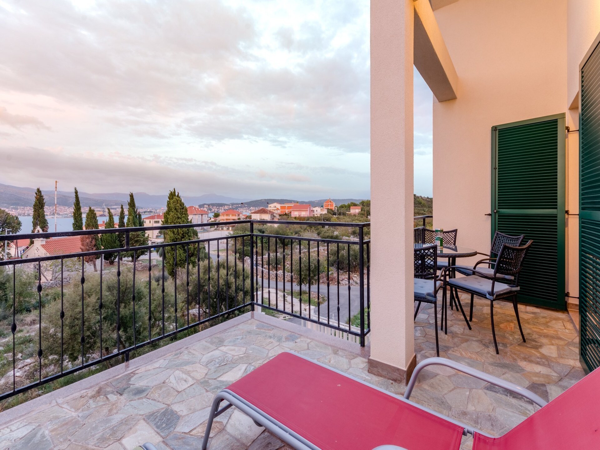 Rustiek appartement met zeezicht en terras op het eiland Čiovo - foto 15