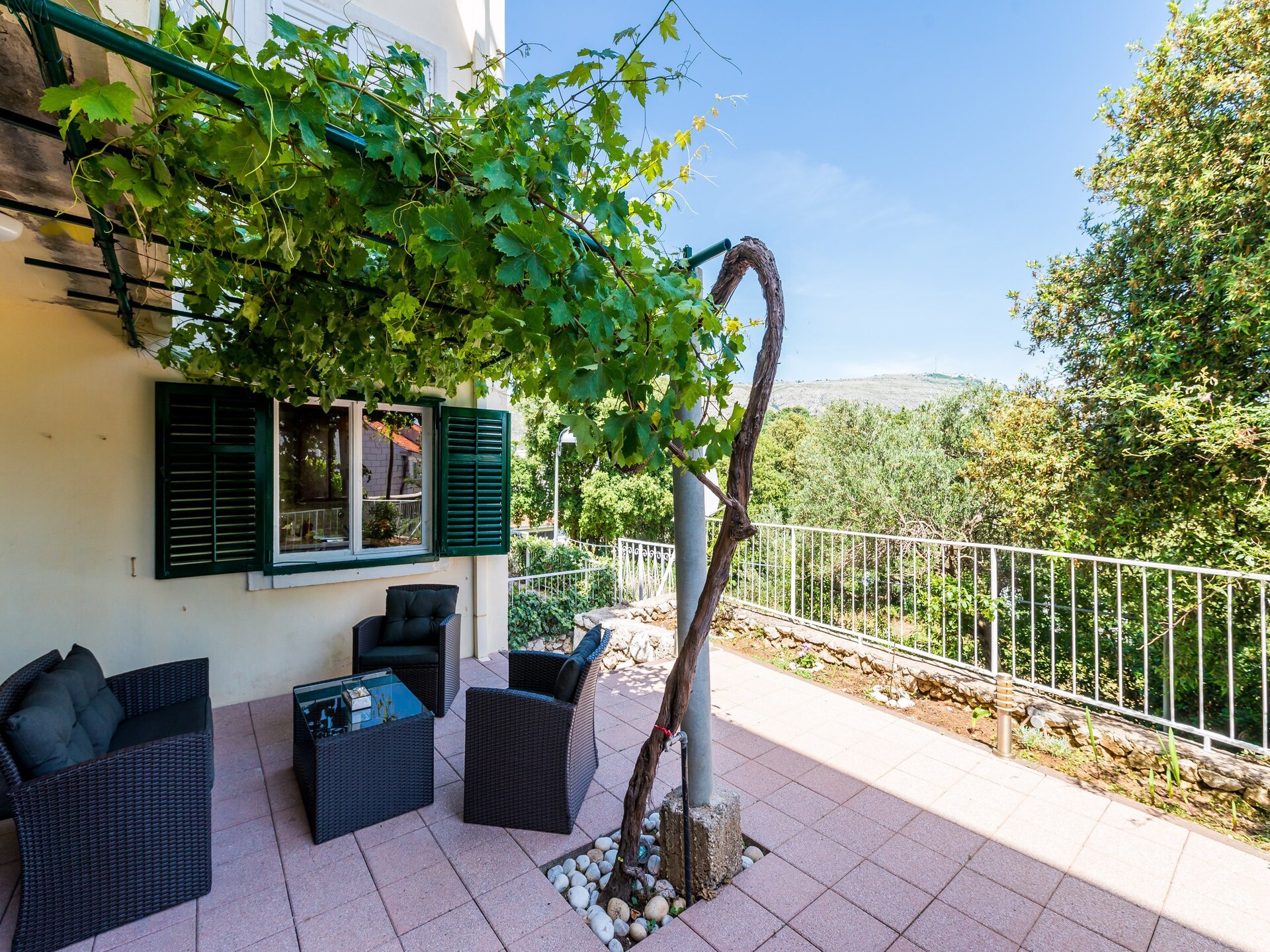 Ruim 2-slaapkamerappartement met terras en tuinzicht in Lapad, Dubrovnik - foto 19