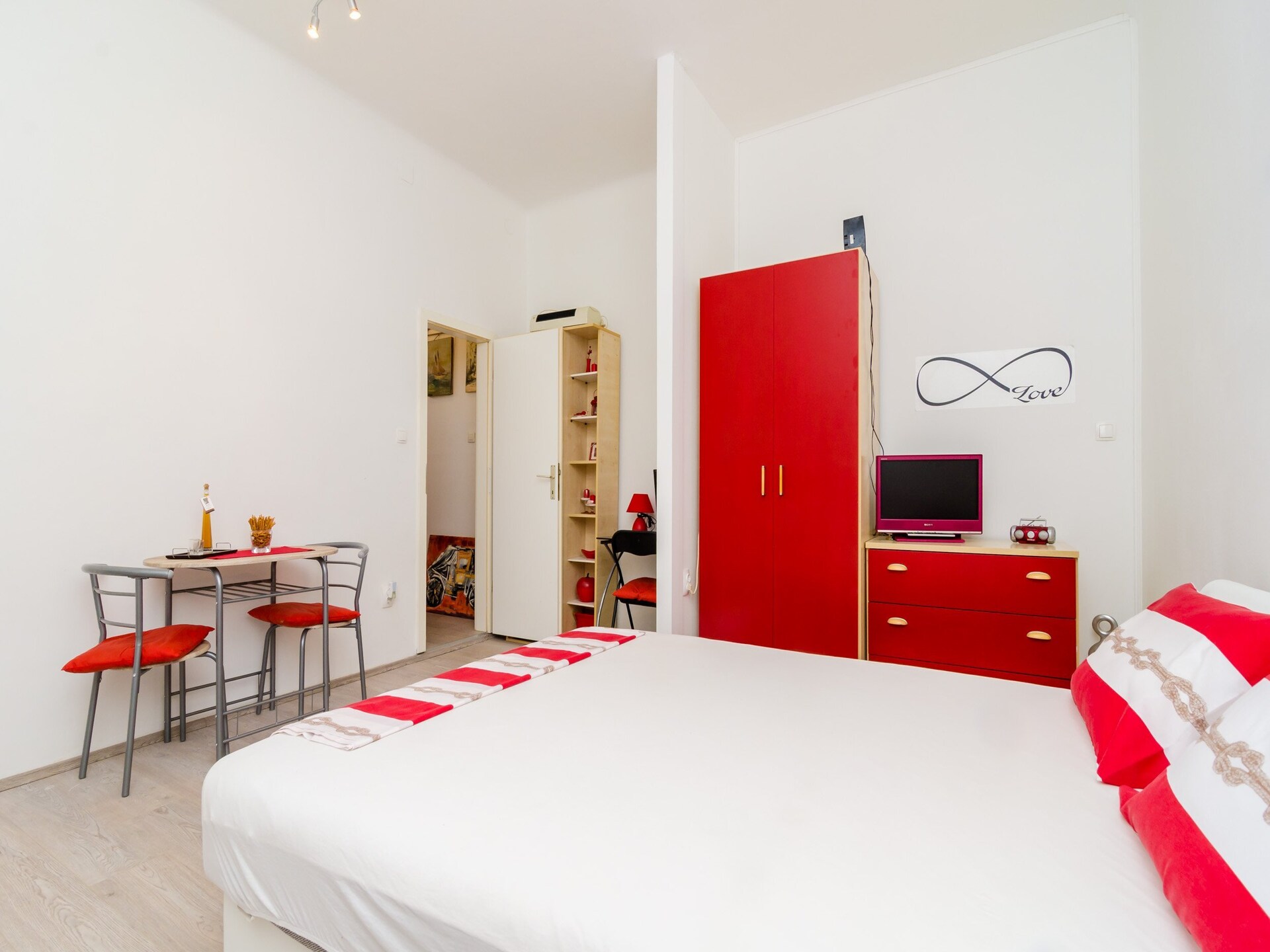 Comfort Studio met Terras in Gruž – Moderne Luxus nabij Haven en Oude Stad - foto 6