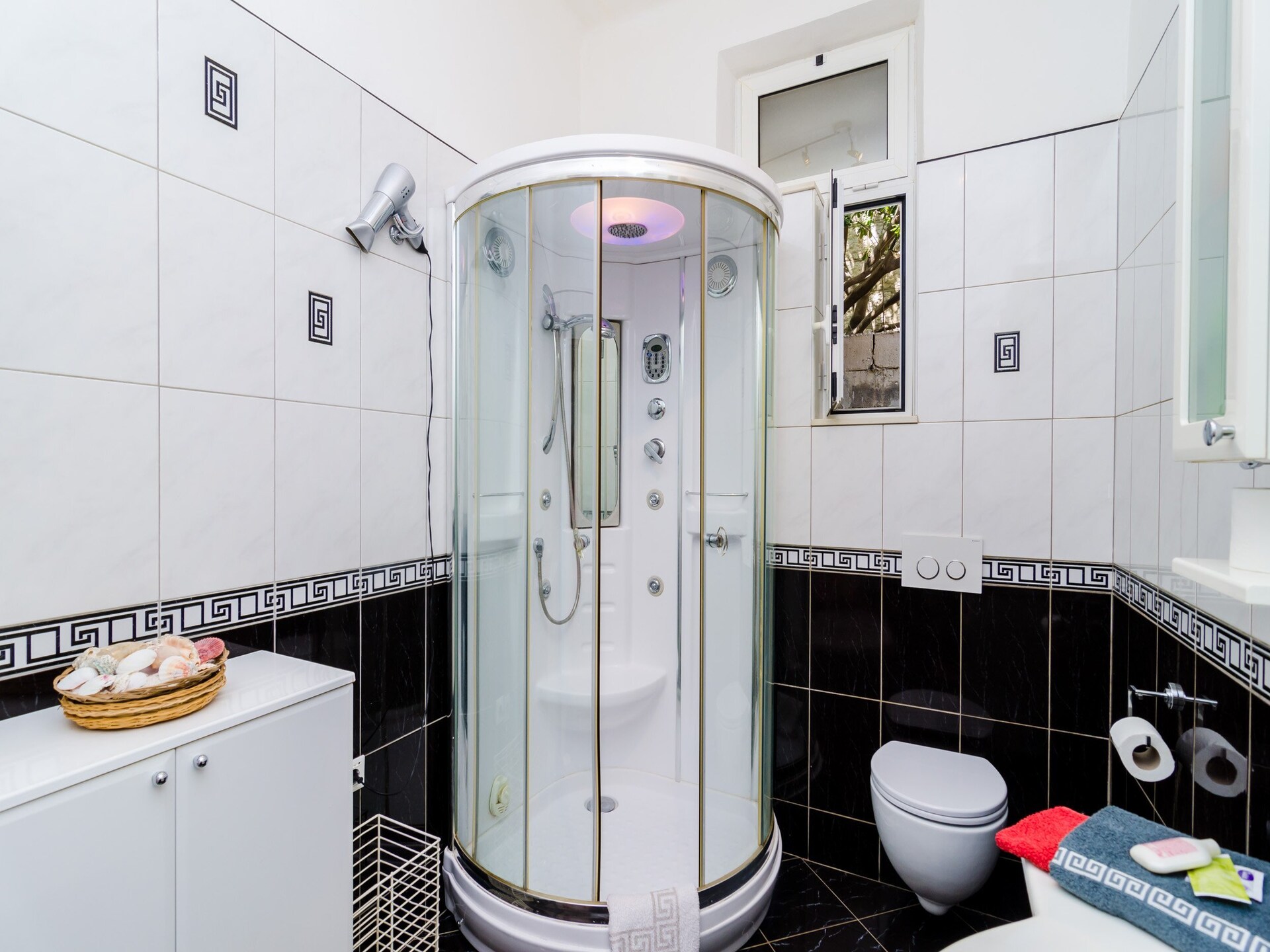 Comfort Studio met Terras in Gruž – Moderne Luxus nabij Haven en Oude Stad - foto 13