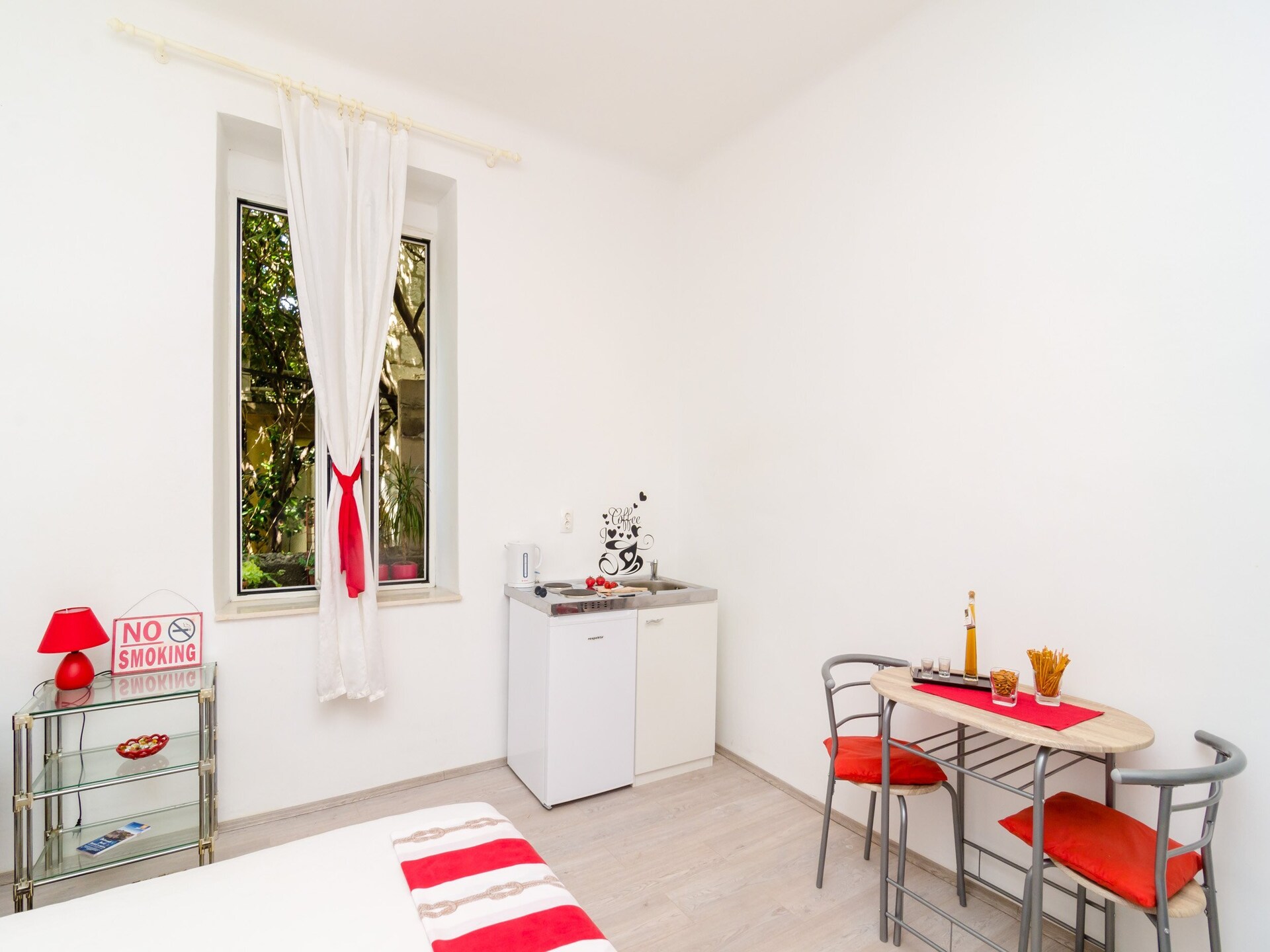 Comfort Studio met Terras in Gruž – Moderne Luxus nabij Haven en Oude Stad - foto 1