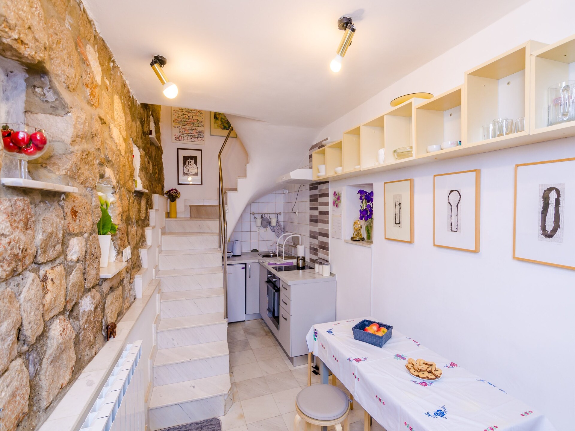 Authentiek Appartement met Uitzicht op de Stad in Hartje Dubrovnik - foto 3