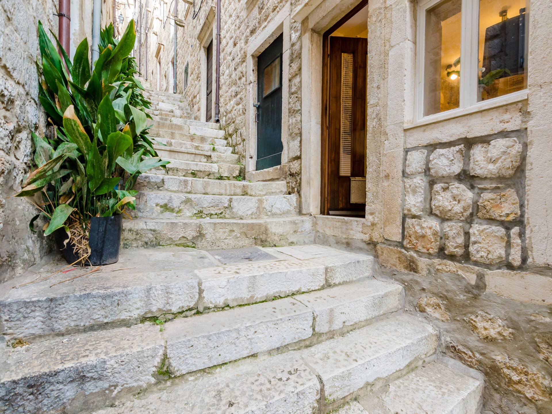 Authentiek Appartement met Uitzicht op de Stad in Hartje Dubrovnik - foto 22