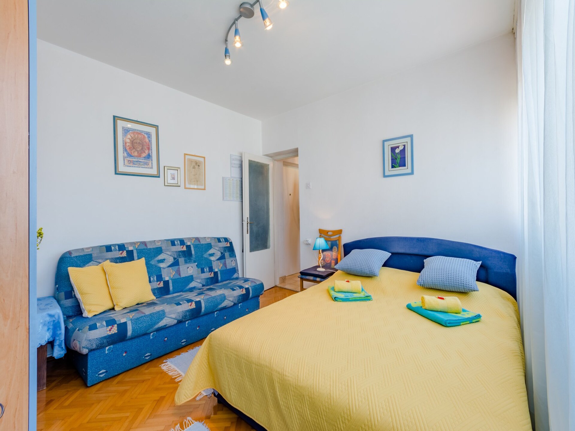Licht studio-appartement met zeezicht in Split - foto 13