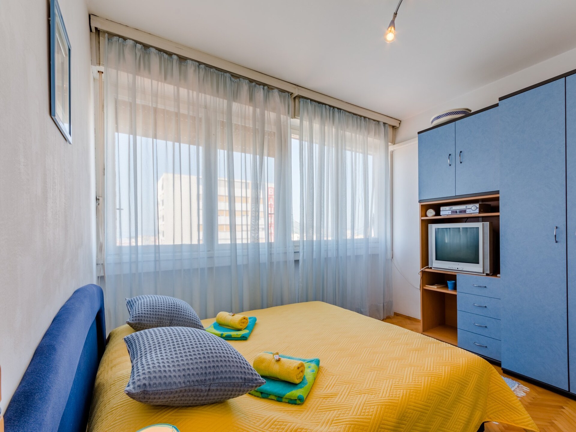 Licht studio-appartement met zeezicht in Split - foto 12