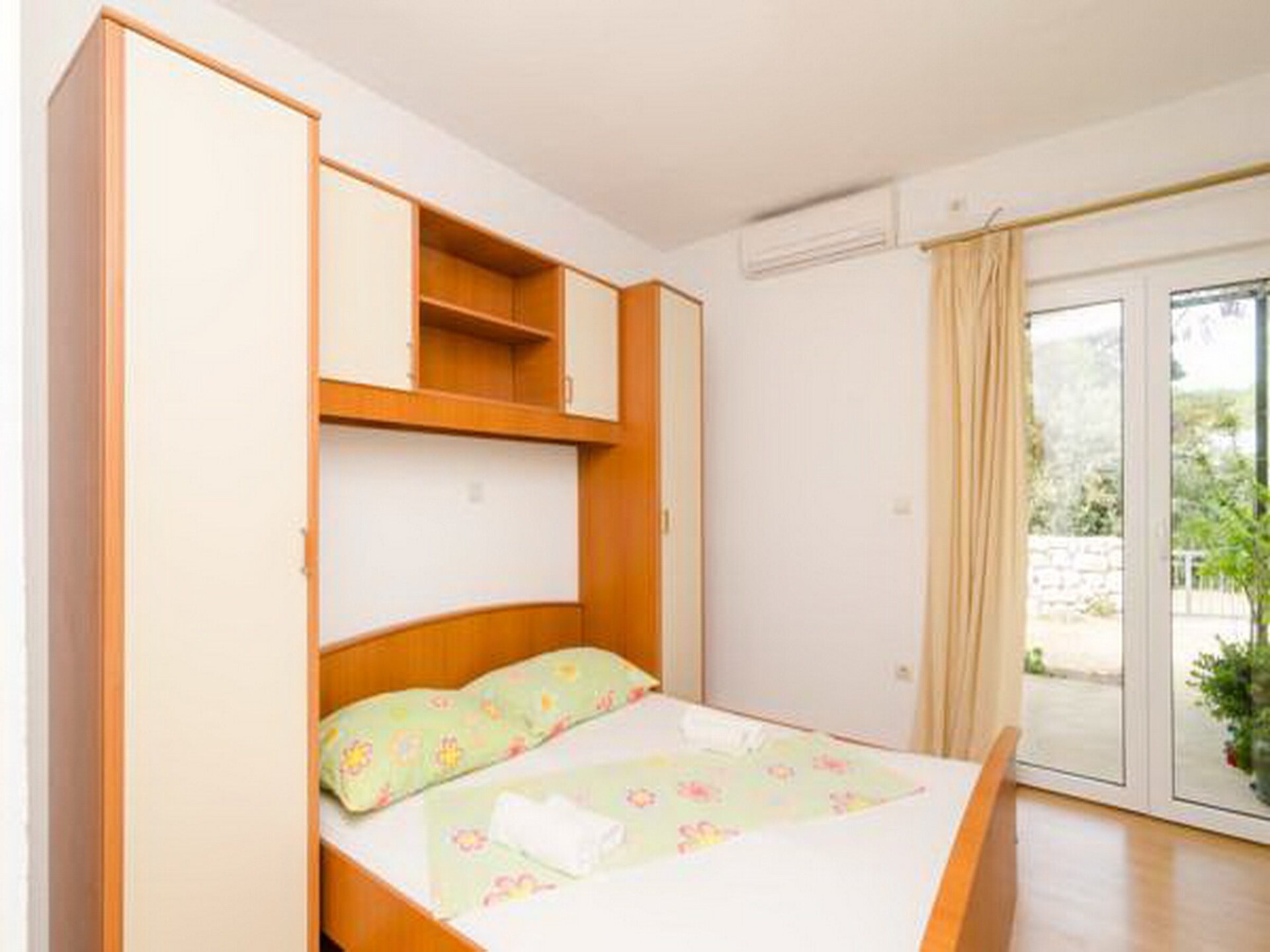 Knus appartement met terras op 200m van zandstrand Saplunara - foto 6