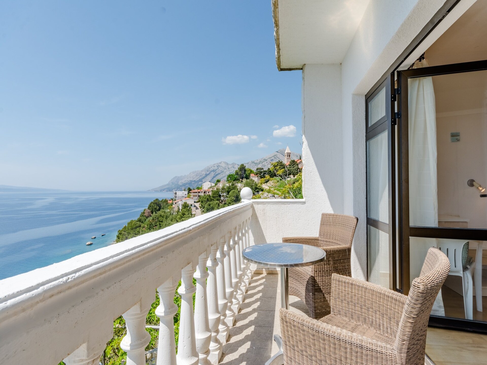 Studio met balkon en uitzicht op zee in Brela, vlakbij het strand - foto 4