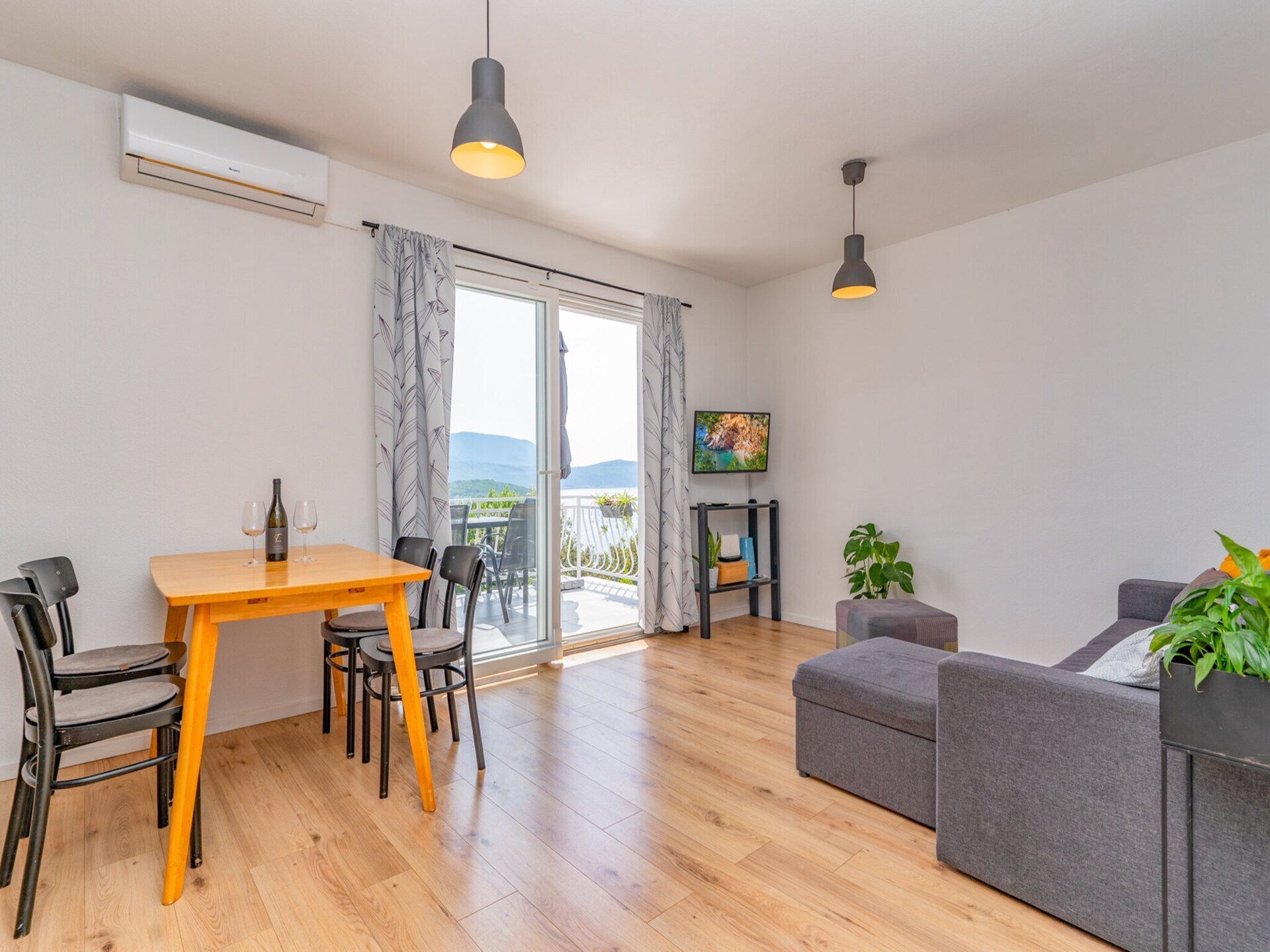 Op 800 m van het strand: Ruim appartement in Molunat met zeezicht - foto 38