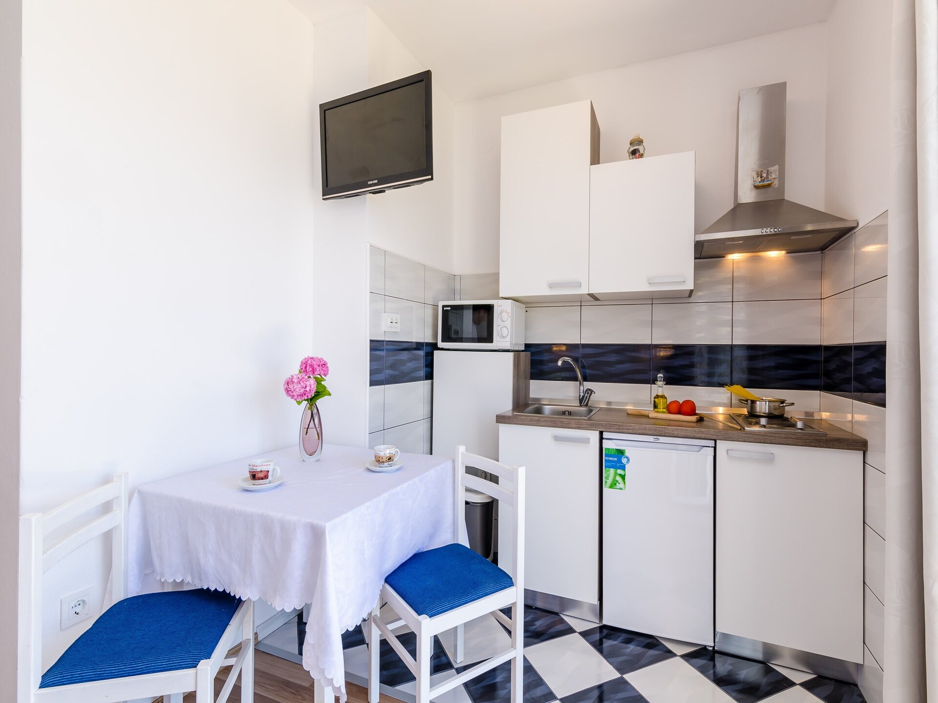 Premium studio met balkon en zeezicht in Slano, op 100 meter van het strand - foto 5