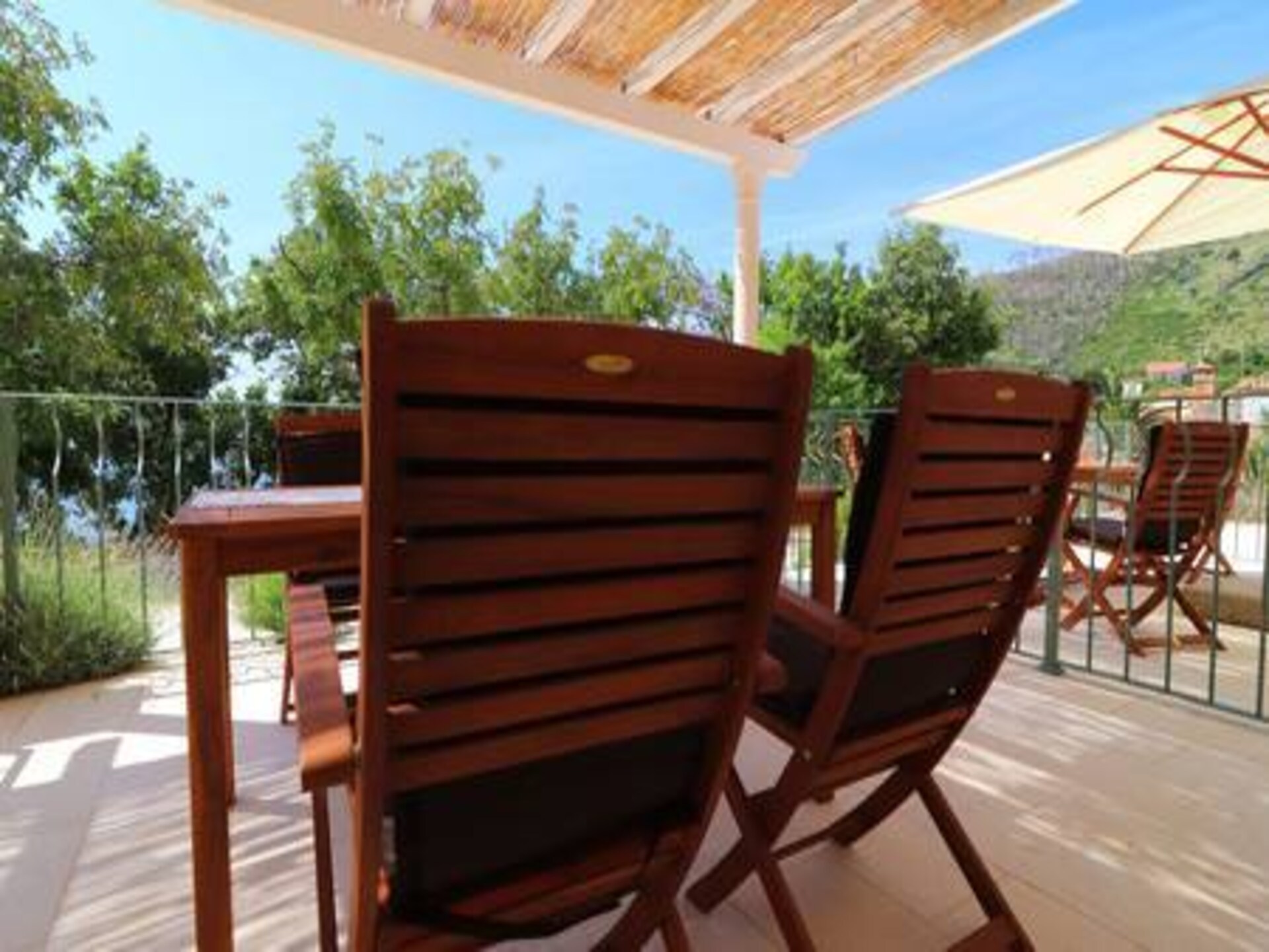 Appartement met zeezicht en terras in rustige Trstenik - foto 30