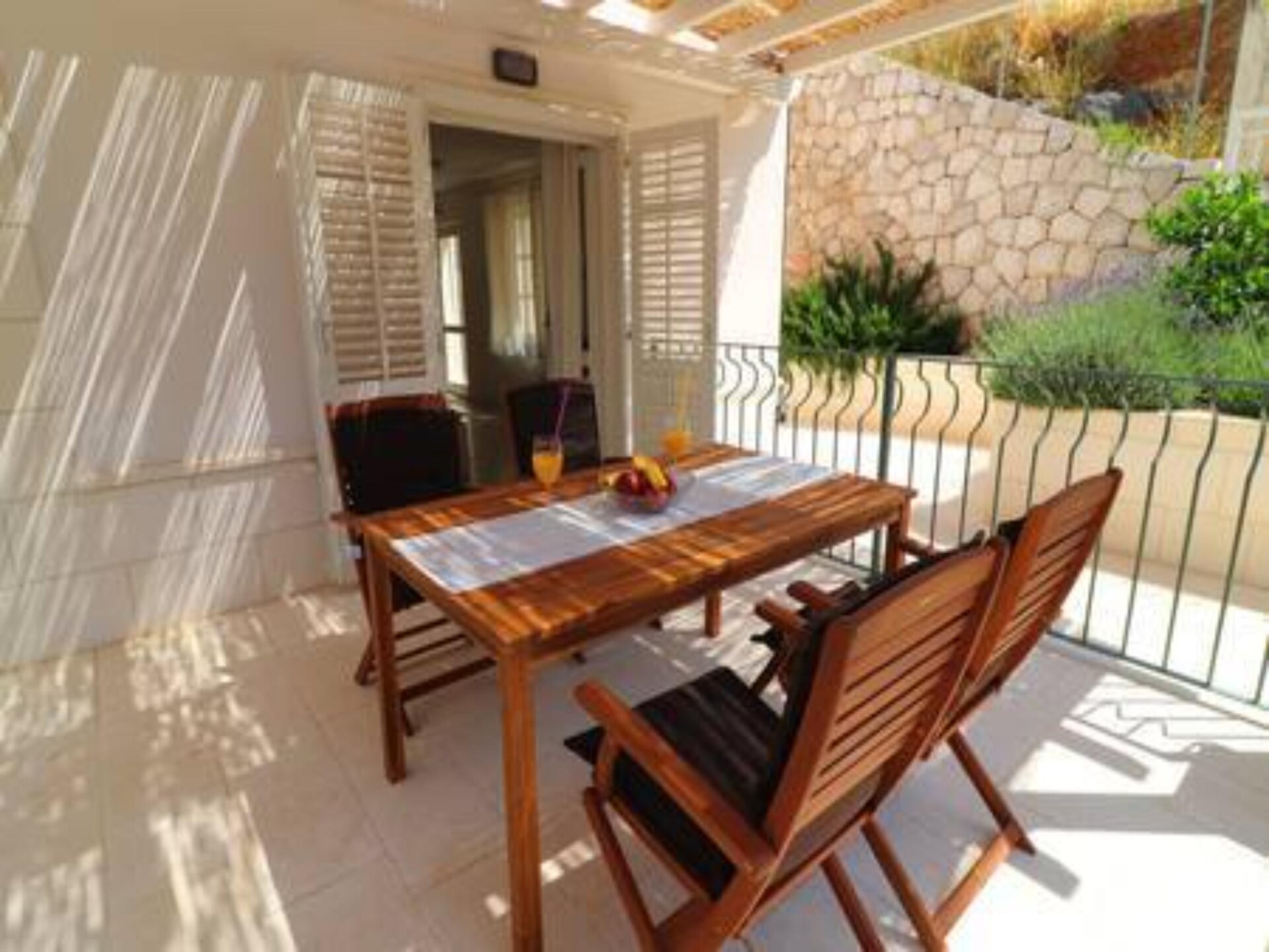 Appartement met zeezicht en terras in rustige Trstenik - foto 22