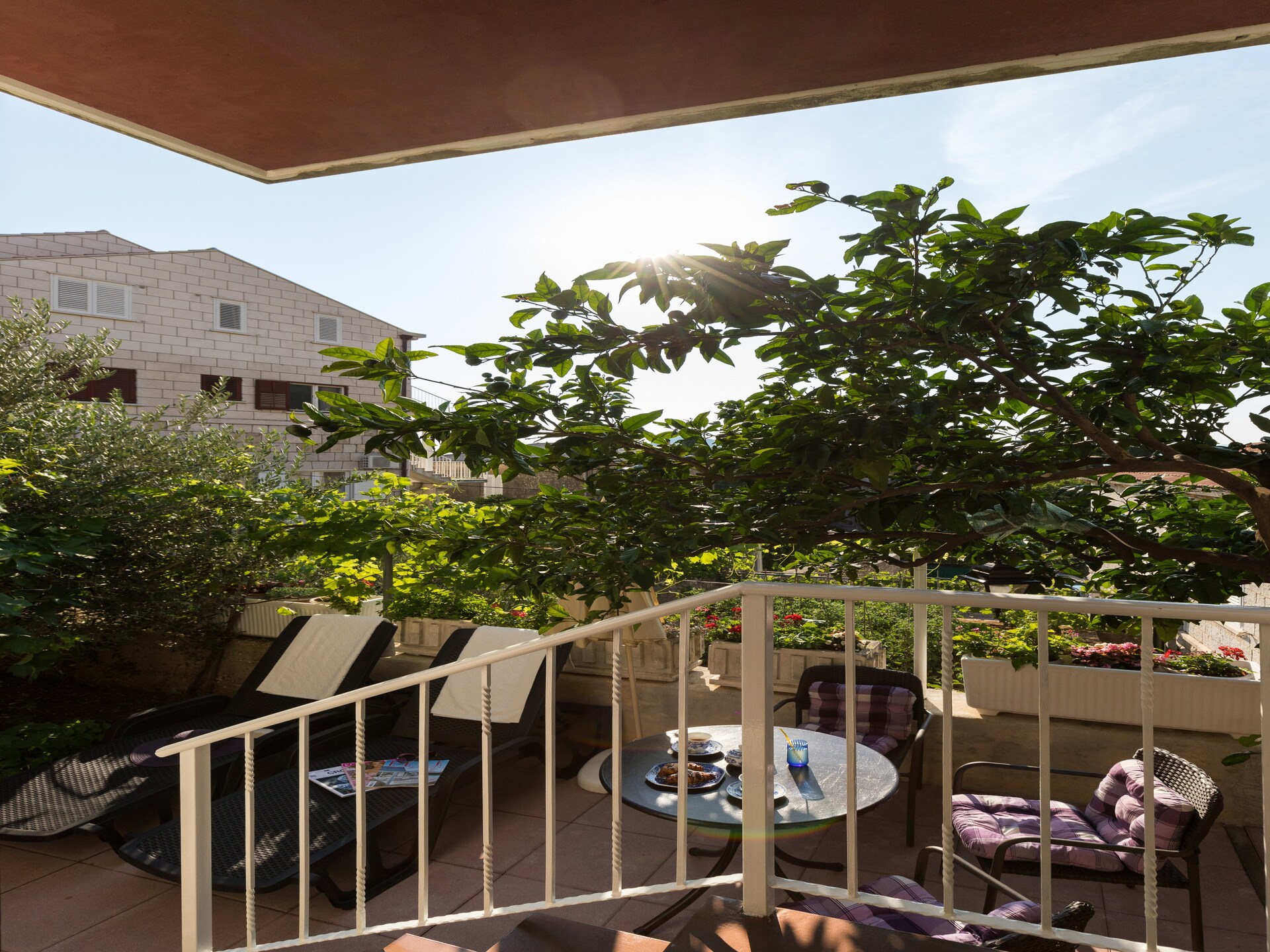 Studio met terras en tuinzicht op 800m van de oude stad Dubrovnik - foto 21