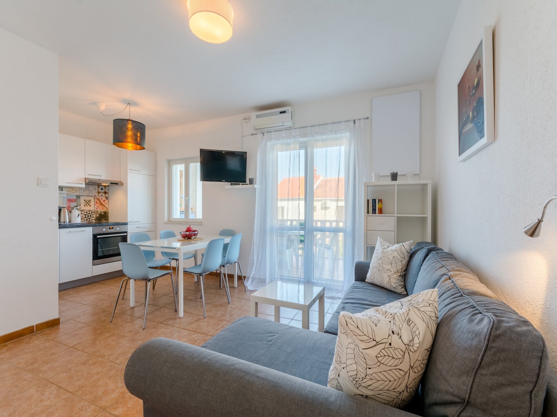 Aan zee: Ruim appartement met zeezicht in Splitska - foto 5