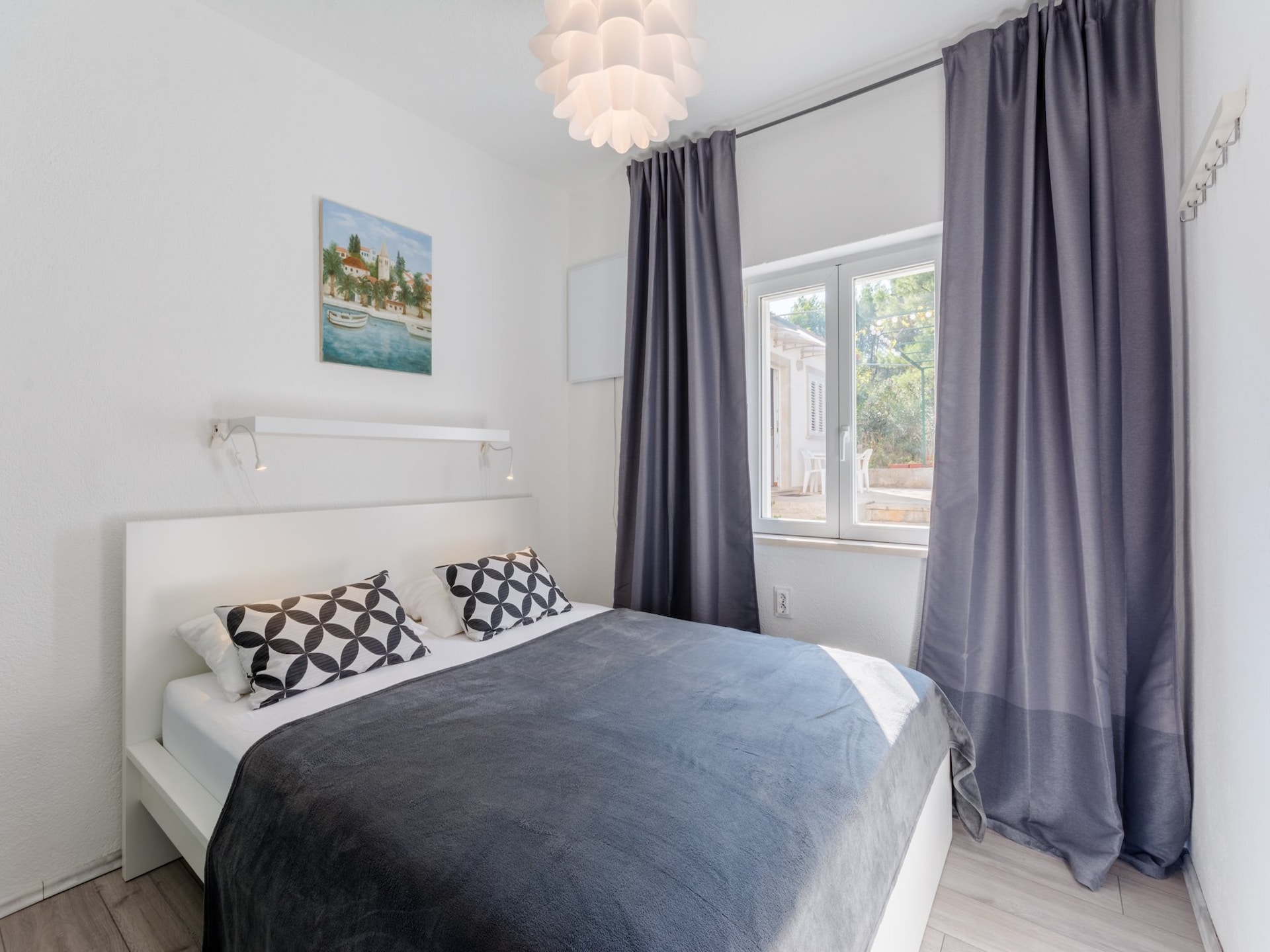 Aan zee: Ruim appartement met zeezicht in Splitska - foto 12