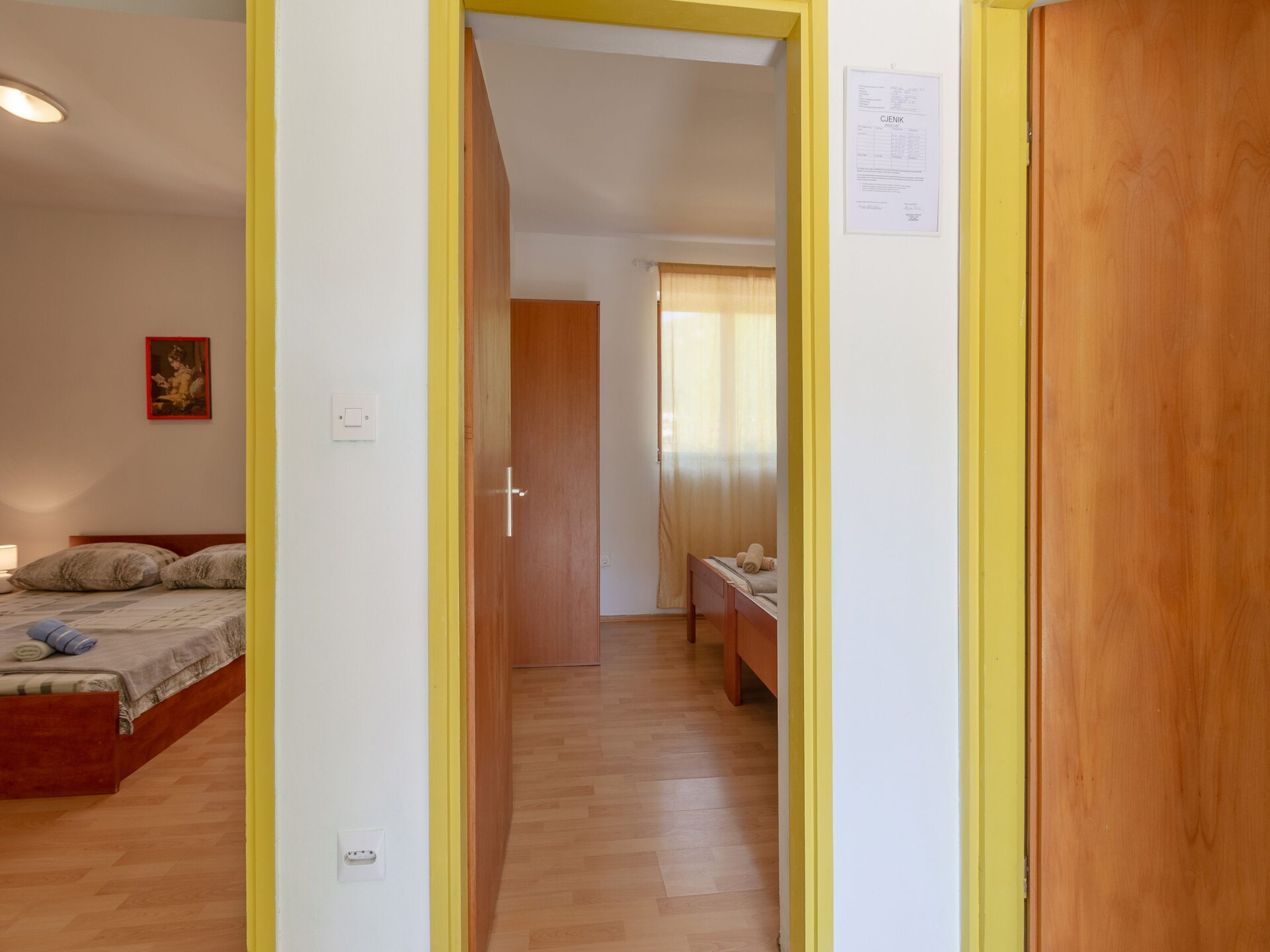 Ruim appartement met terras nabij de kust in Blato - foto 11