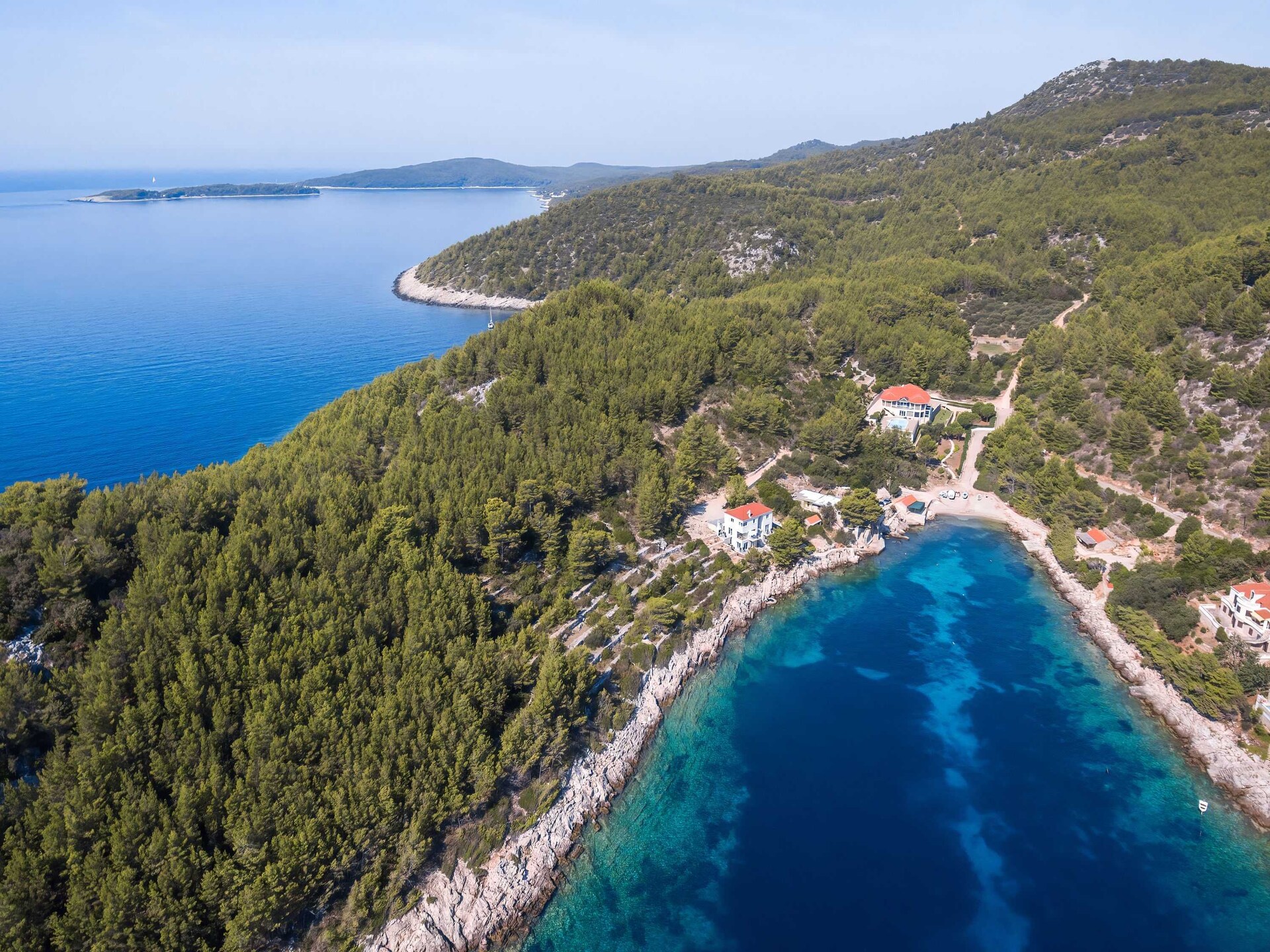 Ruim appartement met terras nabij de kust in Blato - foto 13
