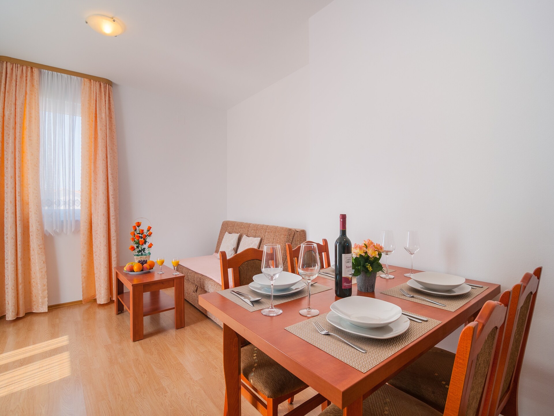 Appartement met balkon op 100m van strand in Supetar, eiland Brač - foto 3