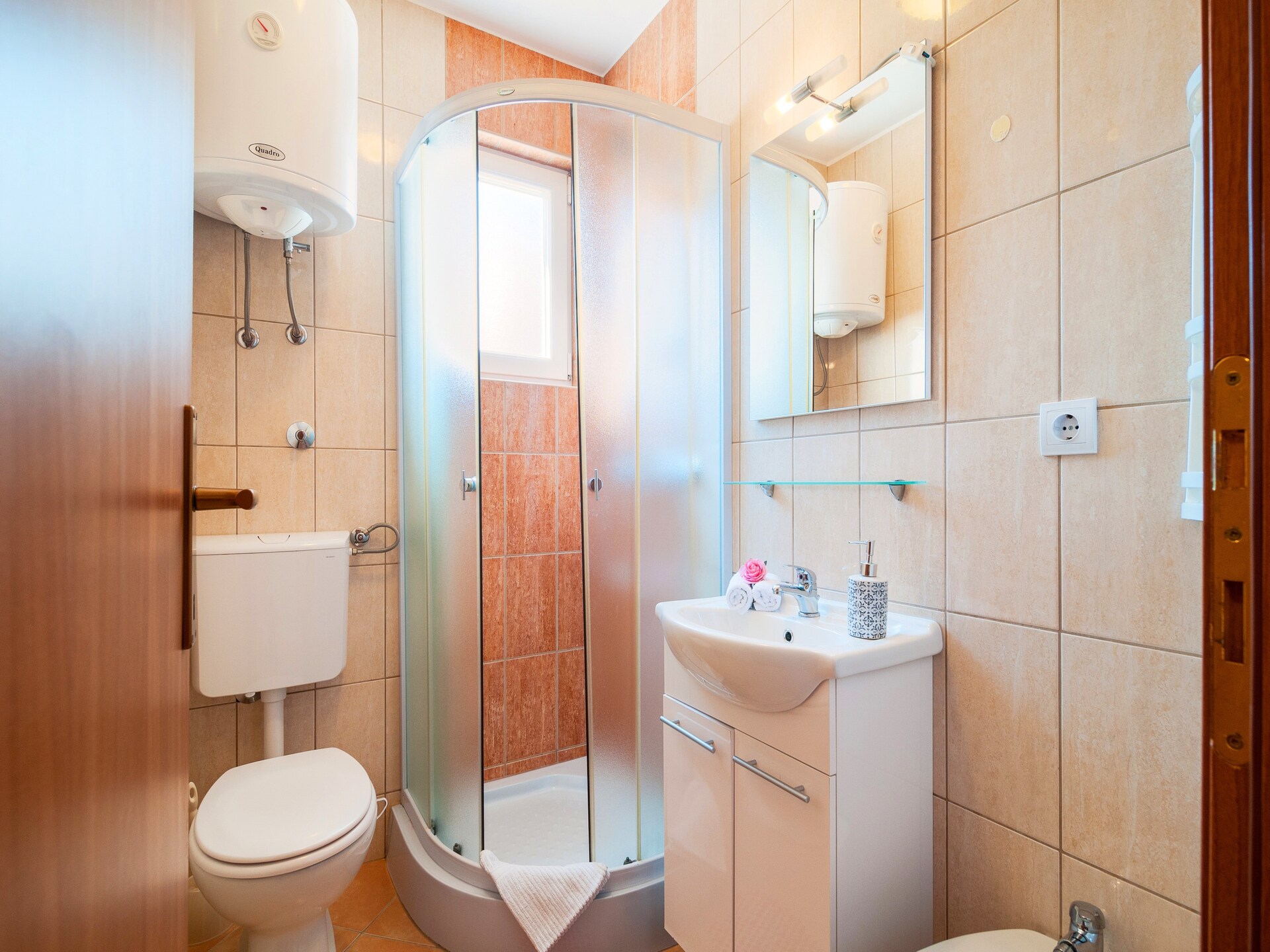 4-persoons appartement met zeezicht aan het strand in Supetar - foto 10