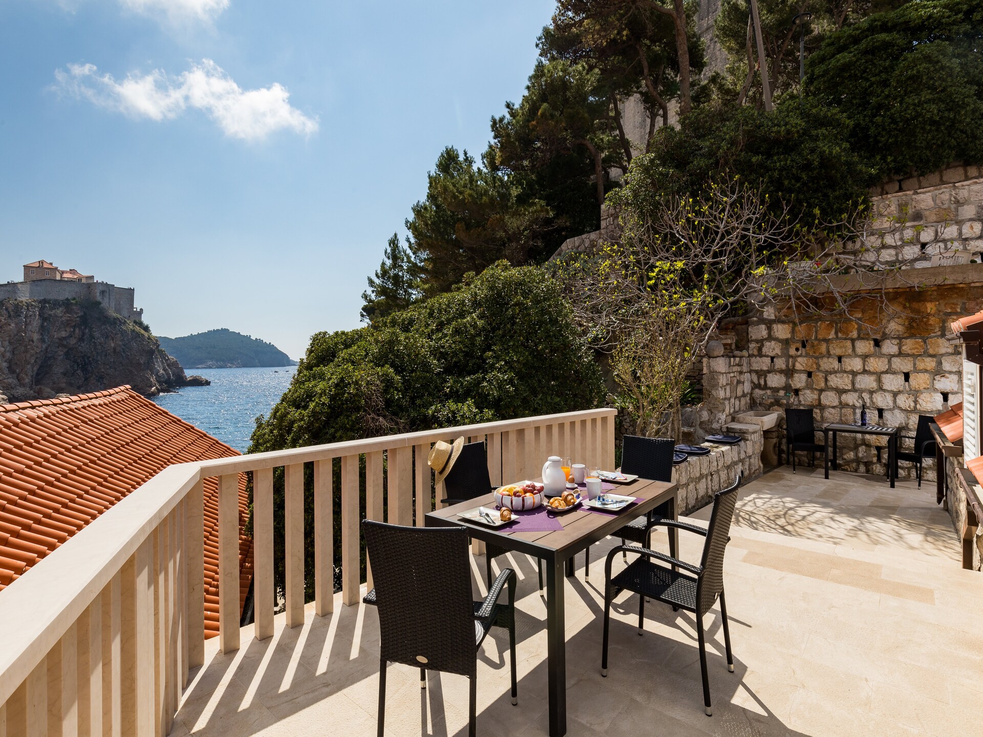 Appartement met zeezicht en terras op 100 meter van het strand in Dubrovnik - foto 1