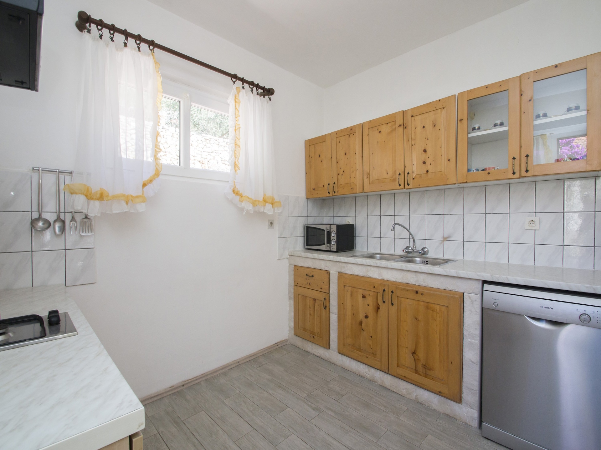 Appartement Dana in Vela Luka: Direct aan zee met terras - foto 3