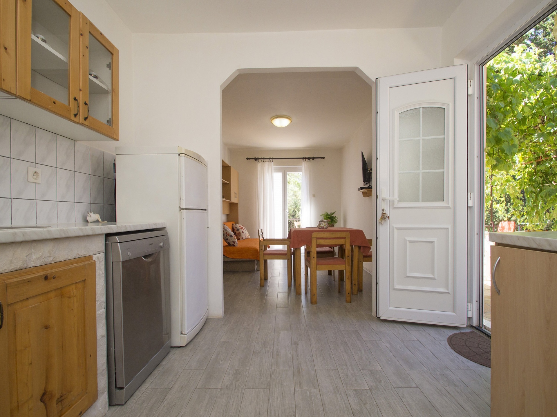 Appartement Dana in Vela Luka: Direct aan zee met terras - foto 4