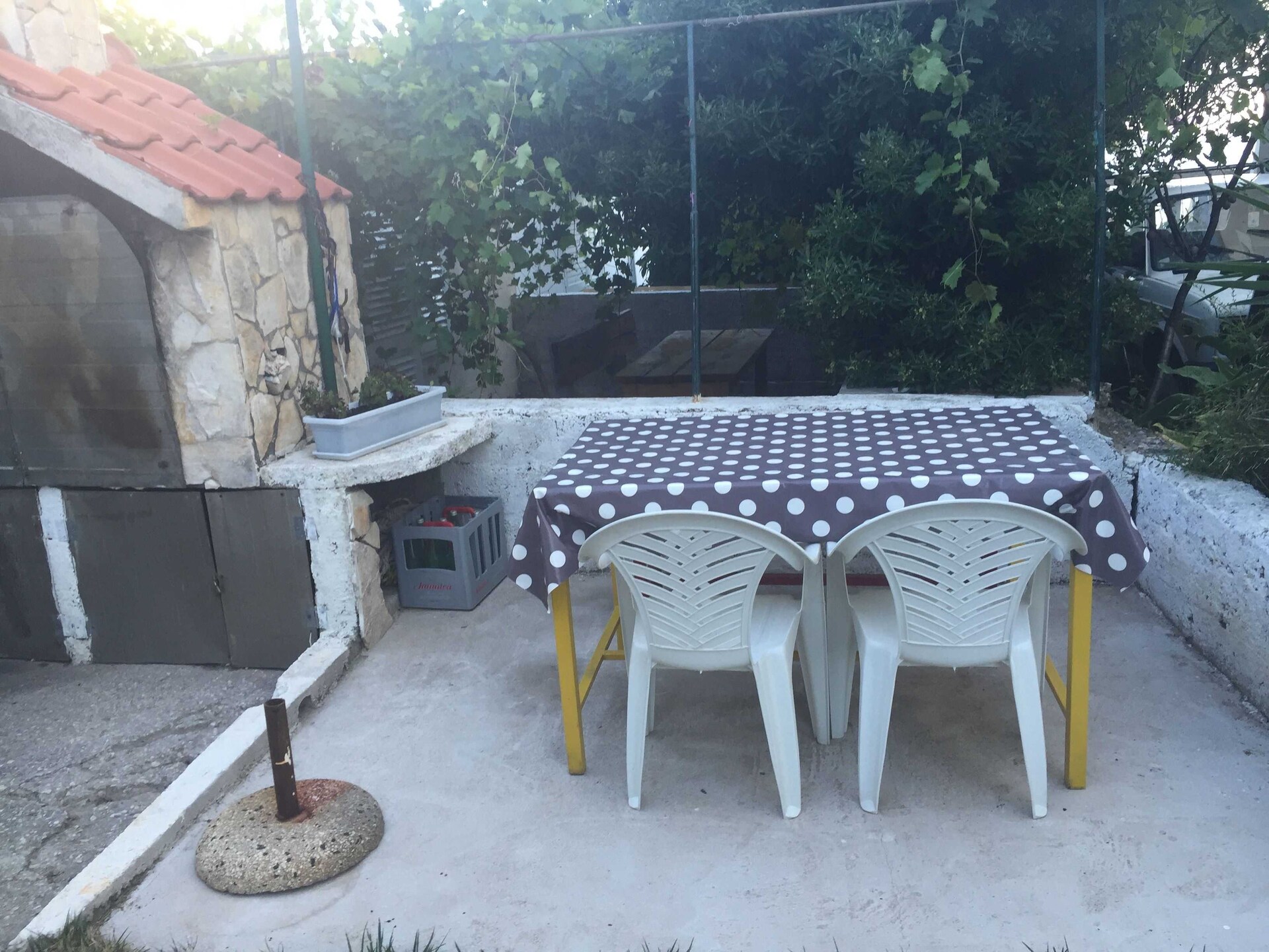 Comfortabel appartement voor 4 bij Split met gedeeld terras en BBQ - foto 17