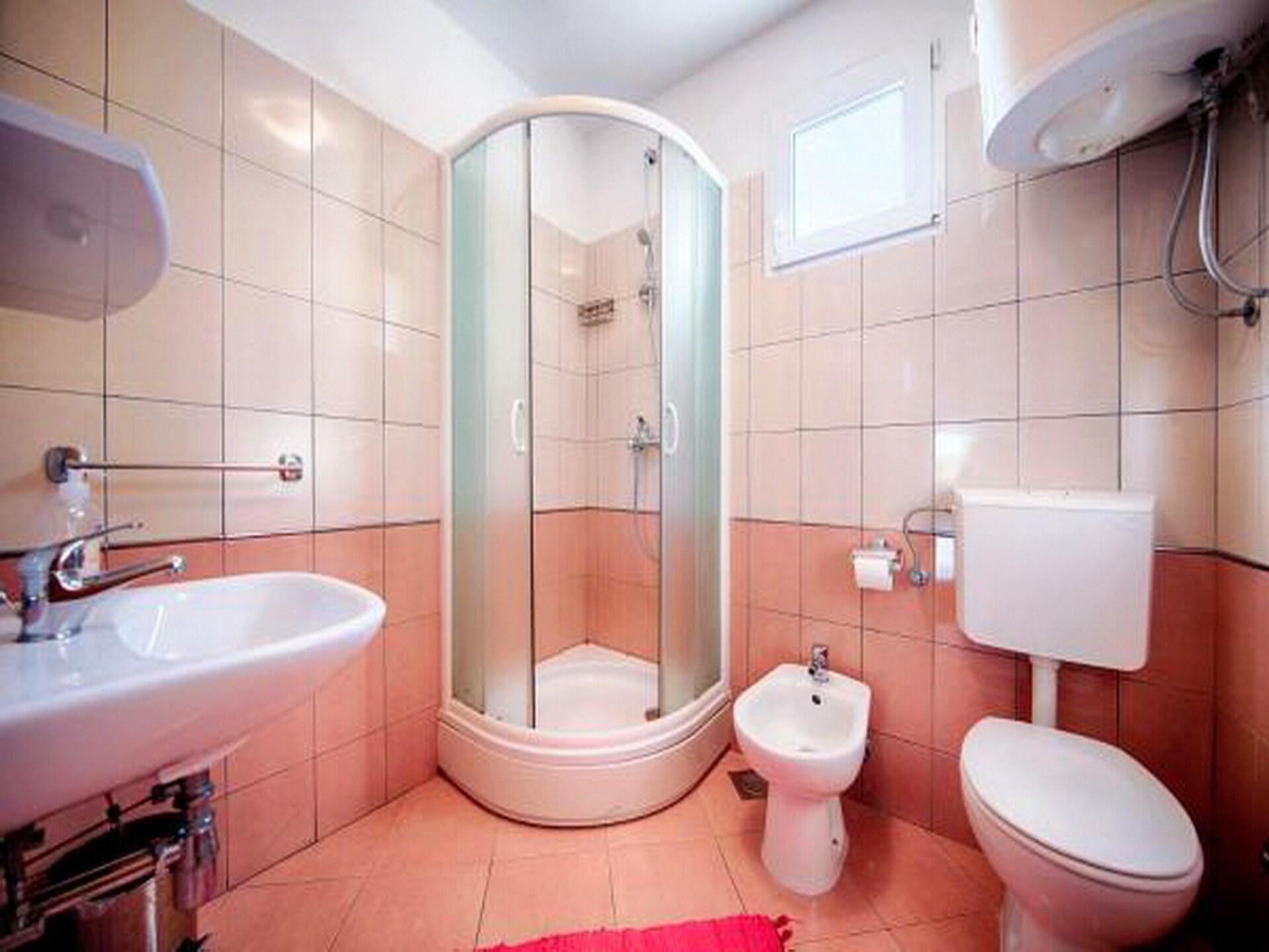 Compact appartement met balkon en zeezicht op 100 meter van het strand van Lastovo - foto 4