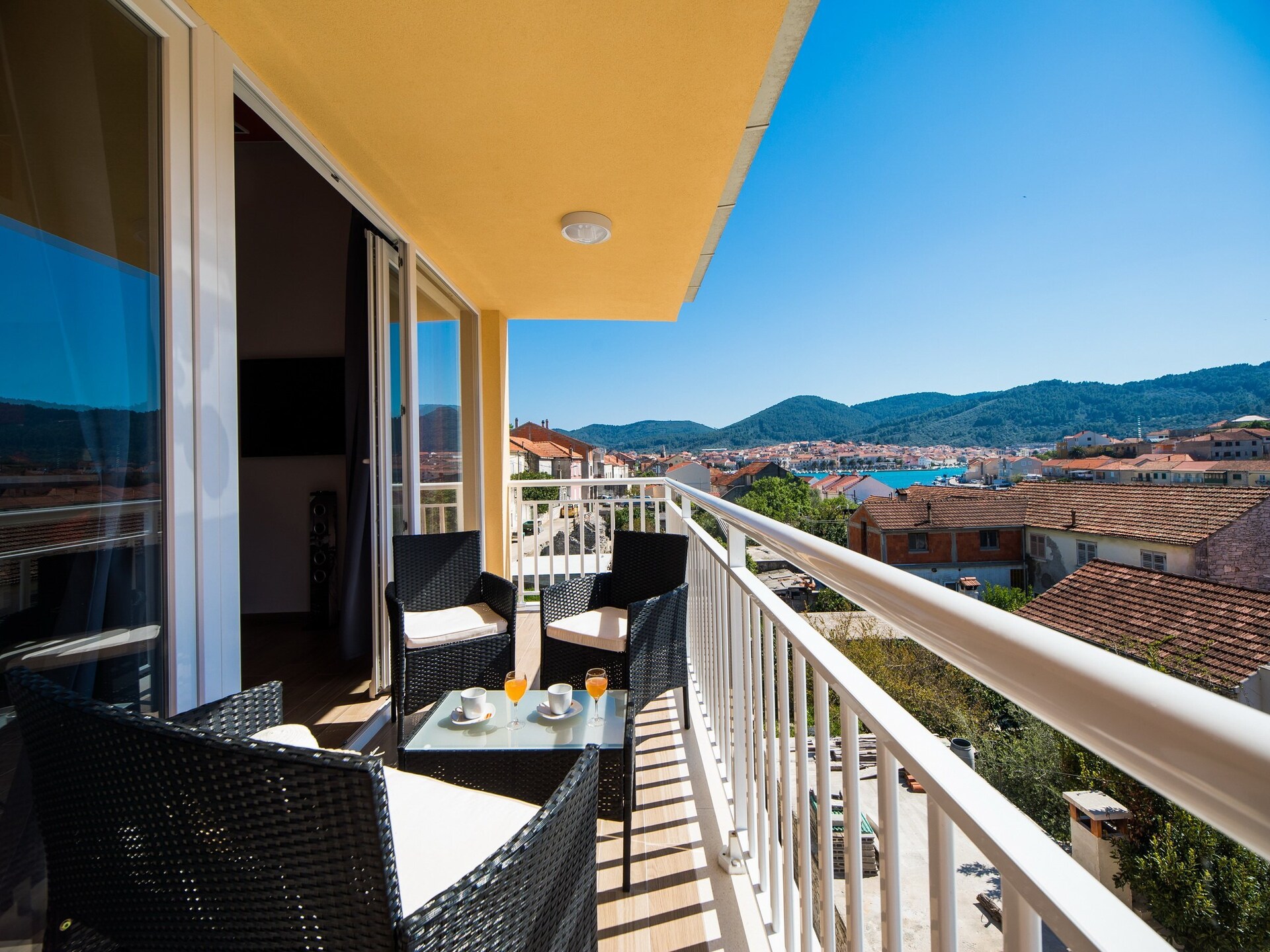 Op 500 m van het strand: ruim appartement in Vela Luka voor 5 personen - foto 1