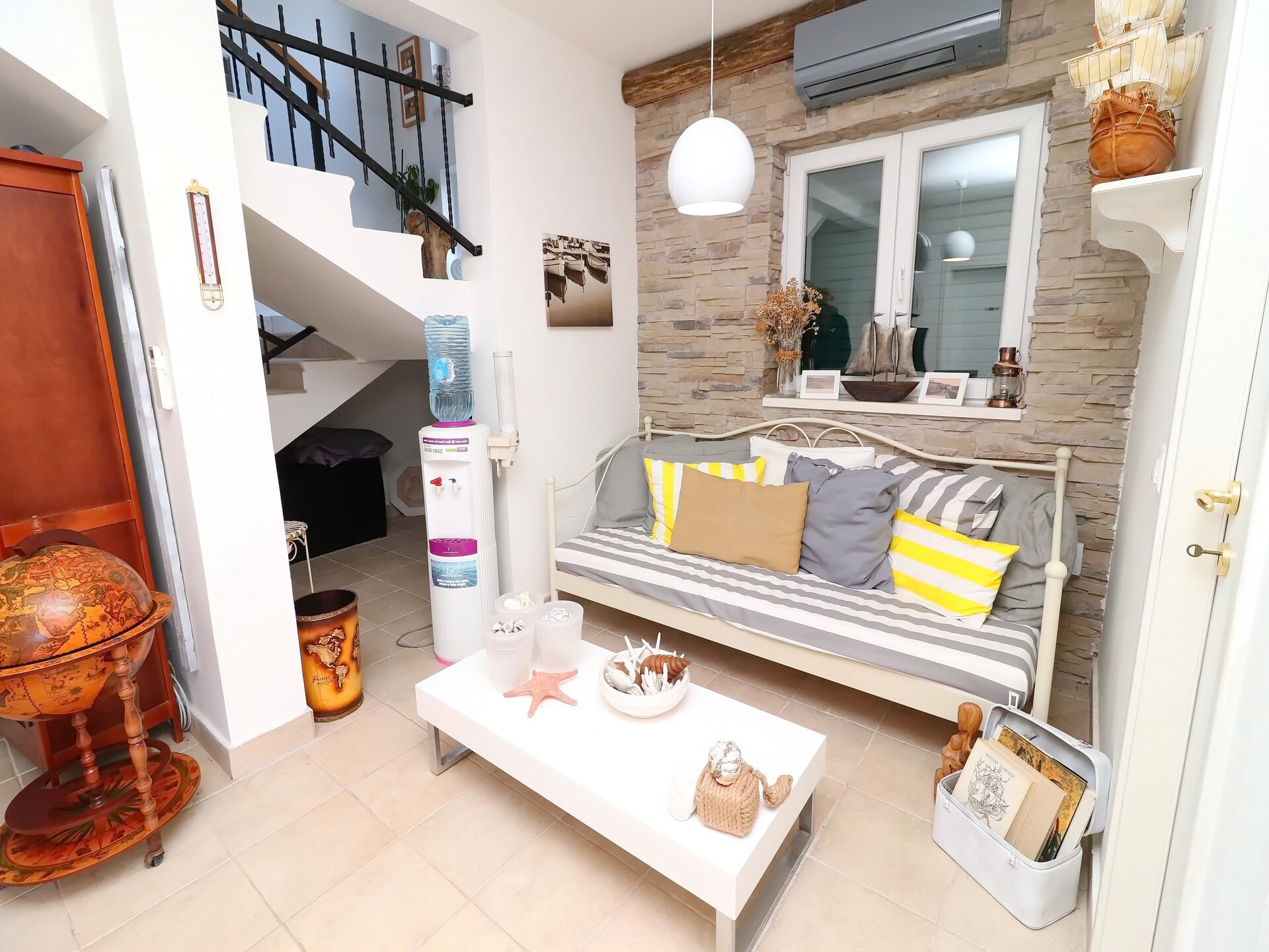 Knus appartement met balkon op 100m van zee in Orebić - foto 1