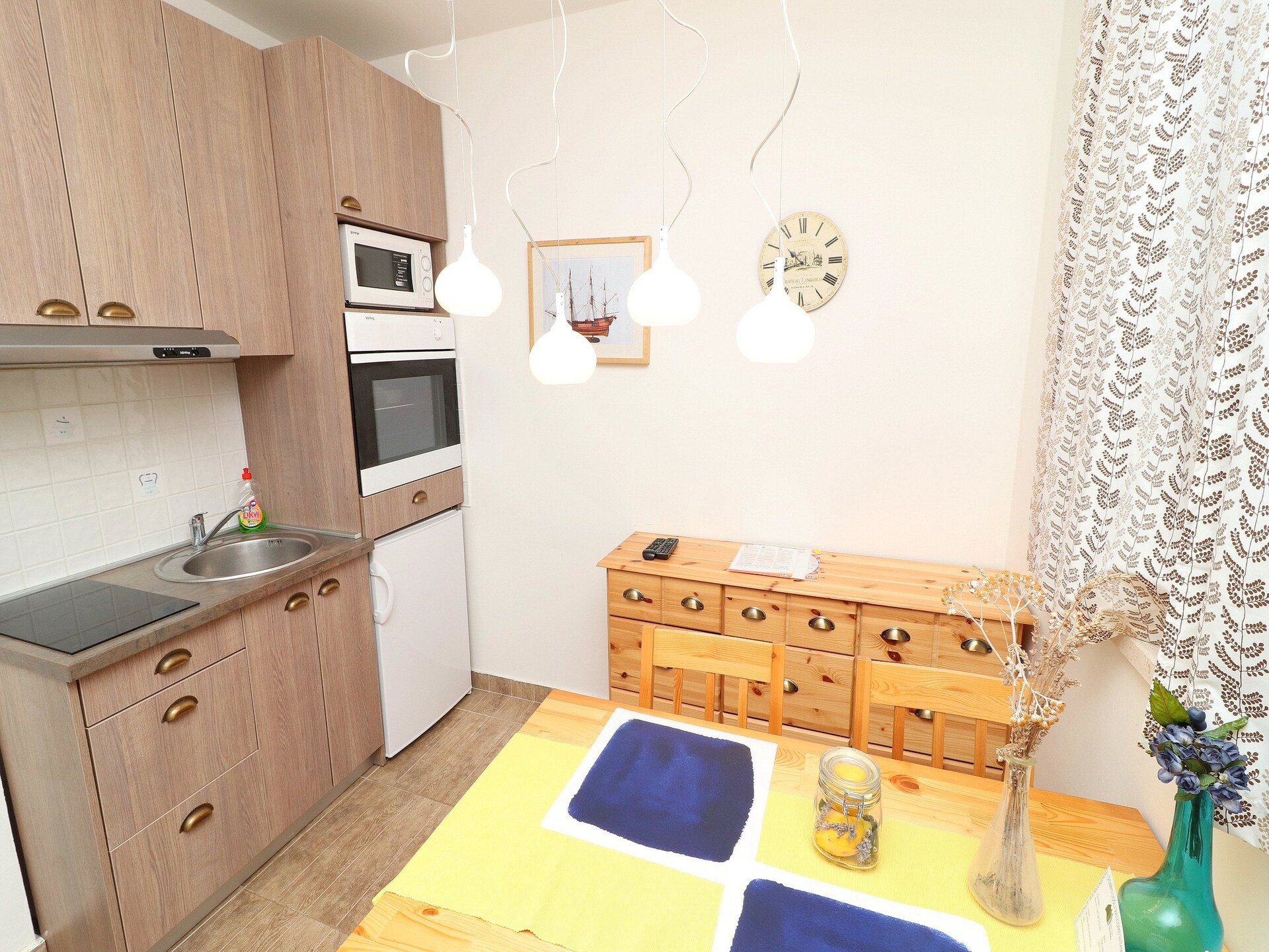 Knus appartement met balkon op 100m van zee in Orebić - foto 3