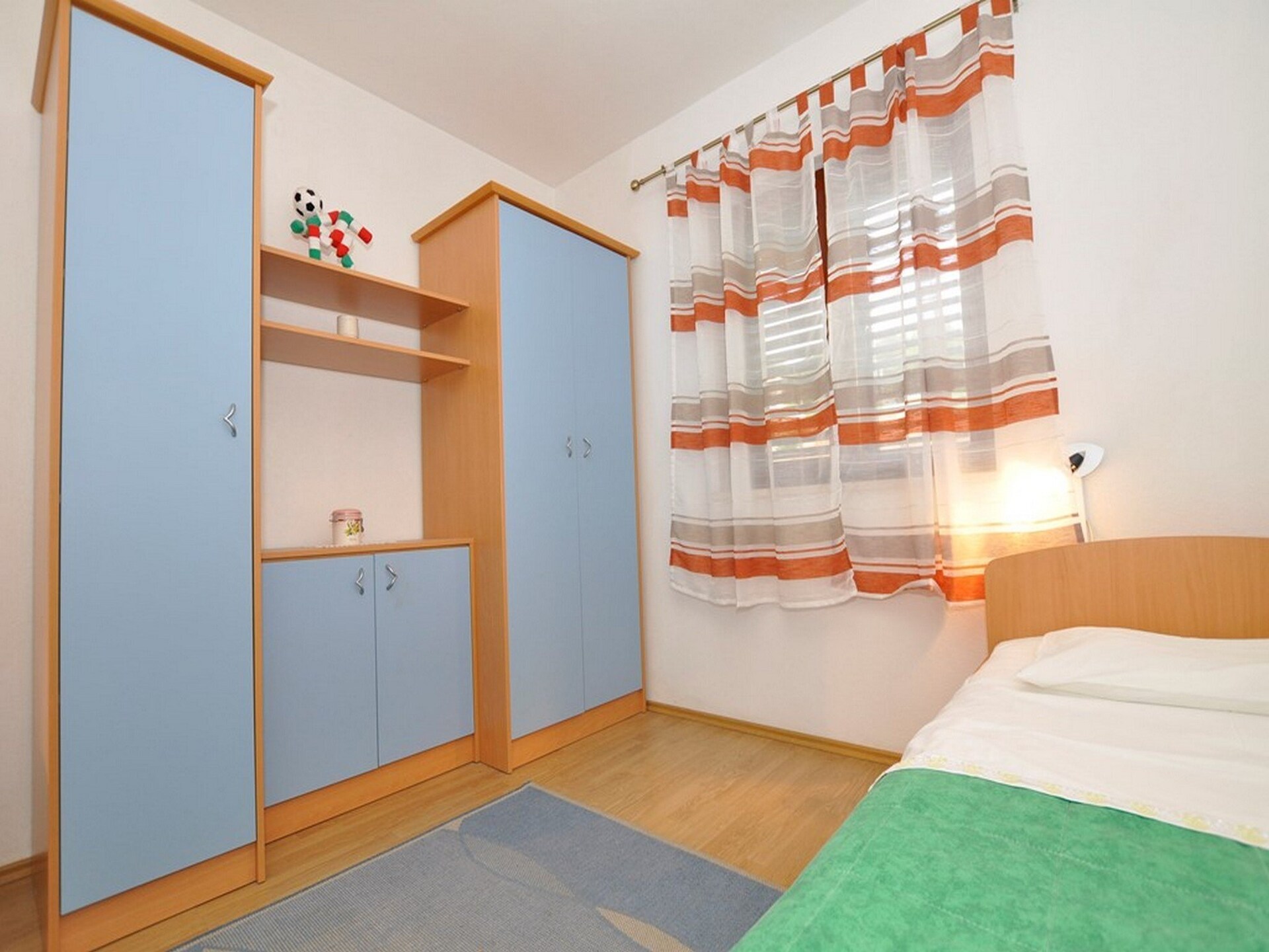 Comfortabel appartement met zeezicht en balkon in Postira, vlakbij het strand - foto 12