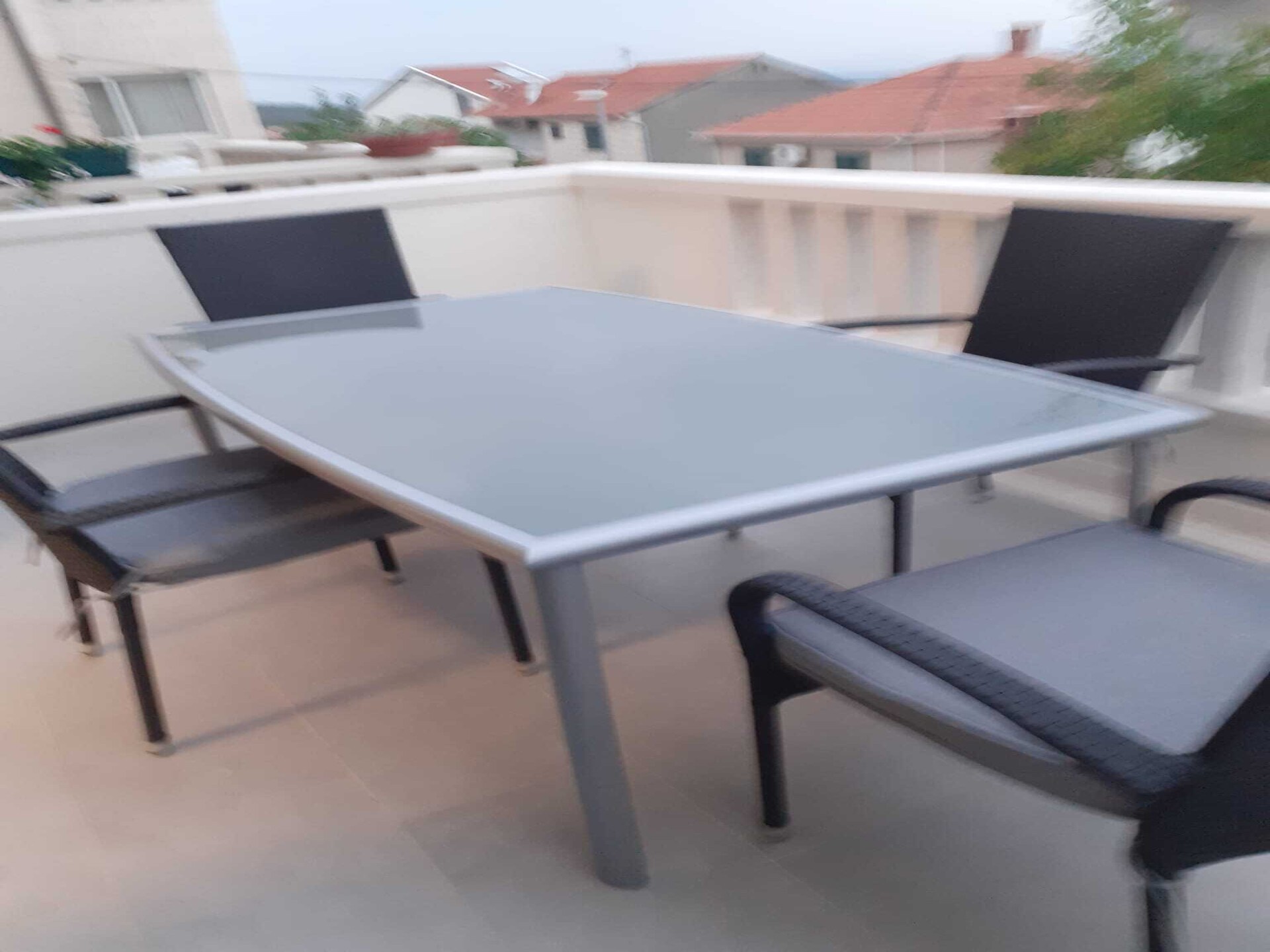 Sfeervol appartement voor 5 met balkon op 300m van zee in Postira, Brač - foto 12