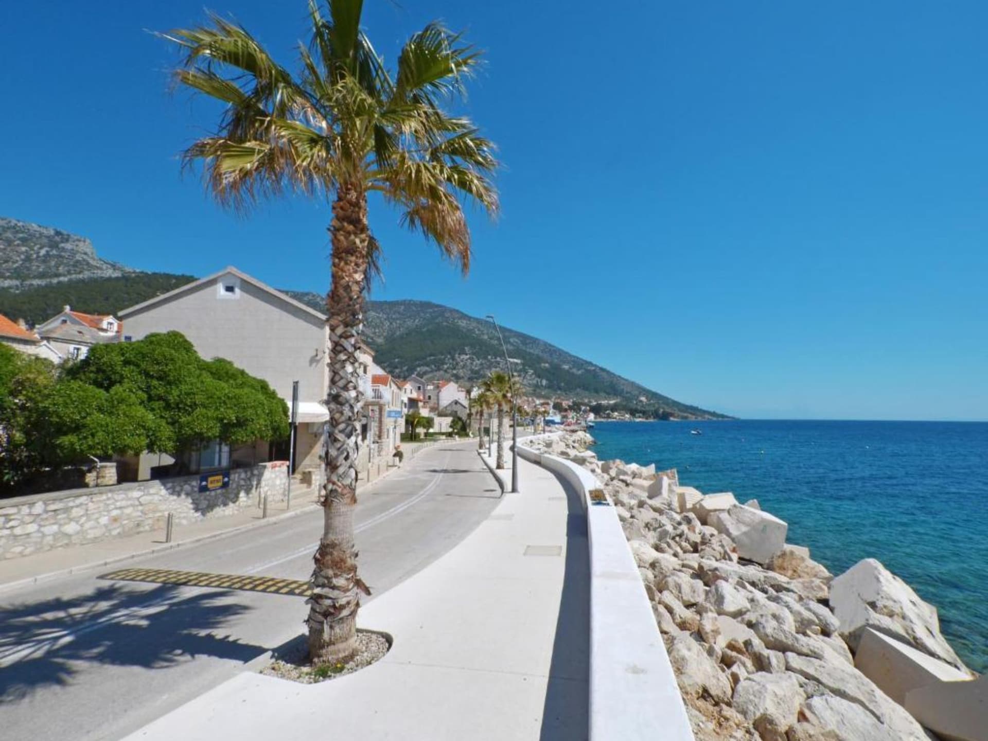 Op 400 m van het strand: Ruim appartement in Bol voor 4 personen - foto 15