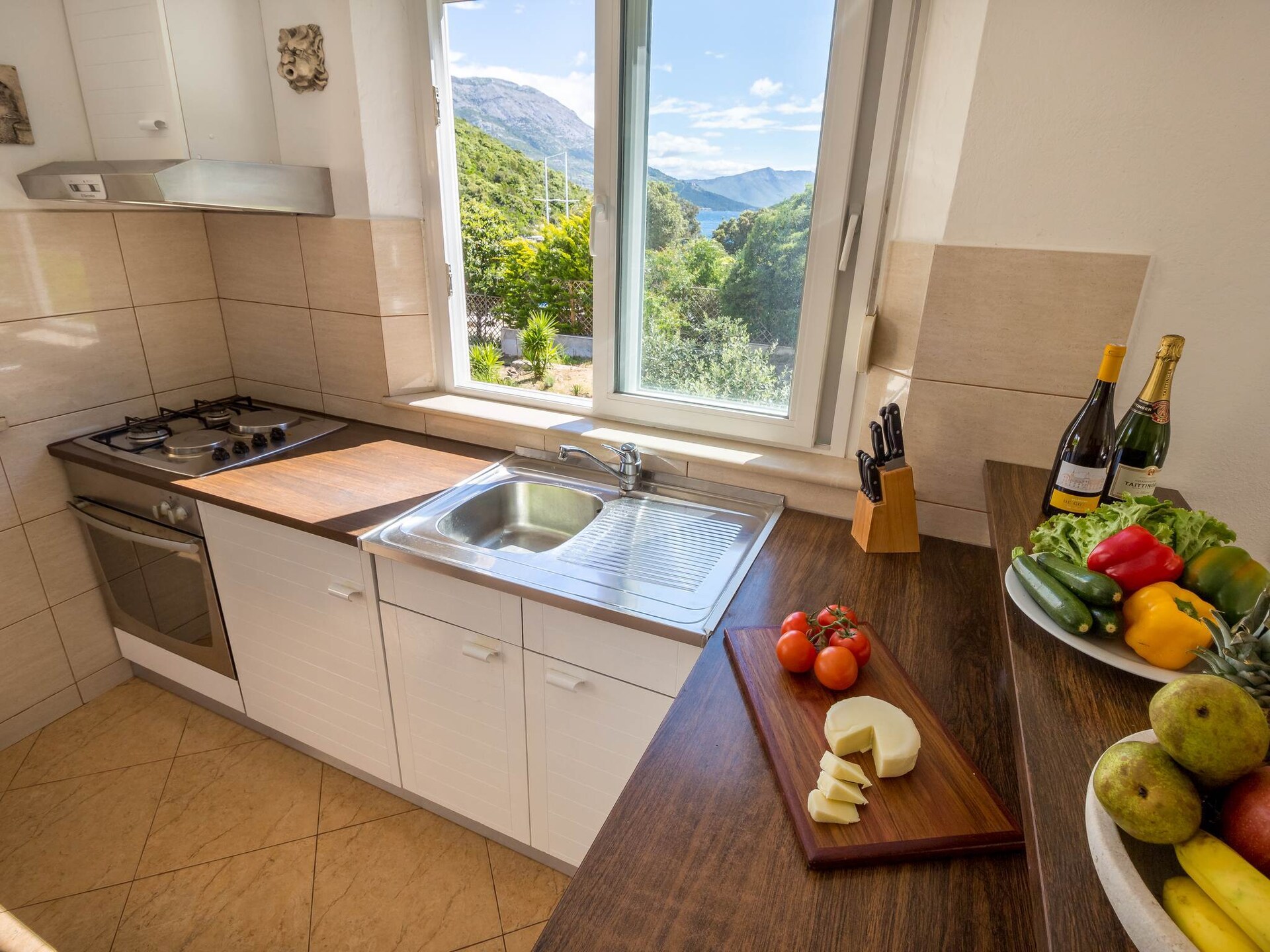 Licht appartement met zeezicht in rustige baai Vrbovica, Korcula - foto 5