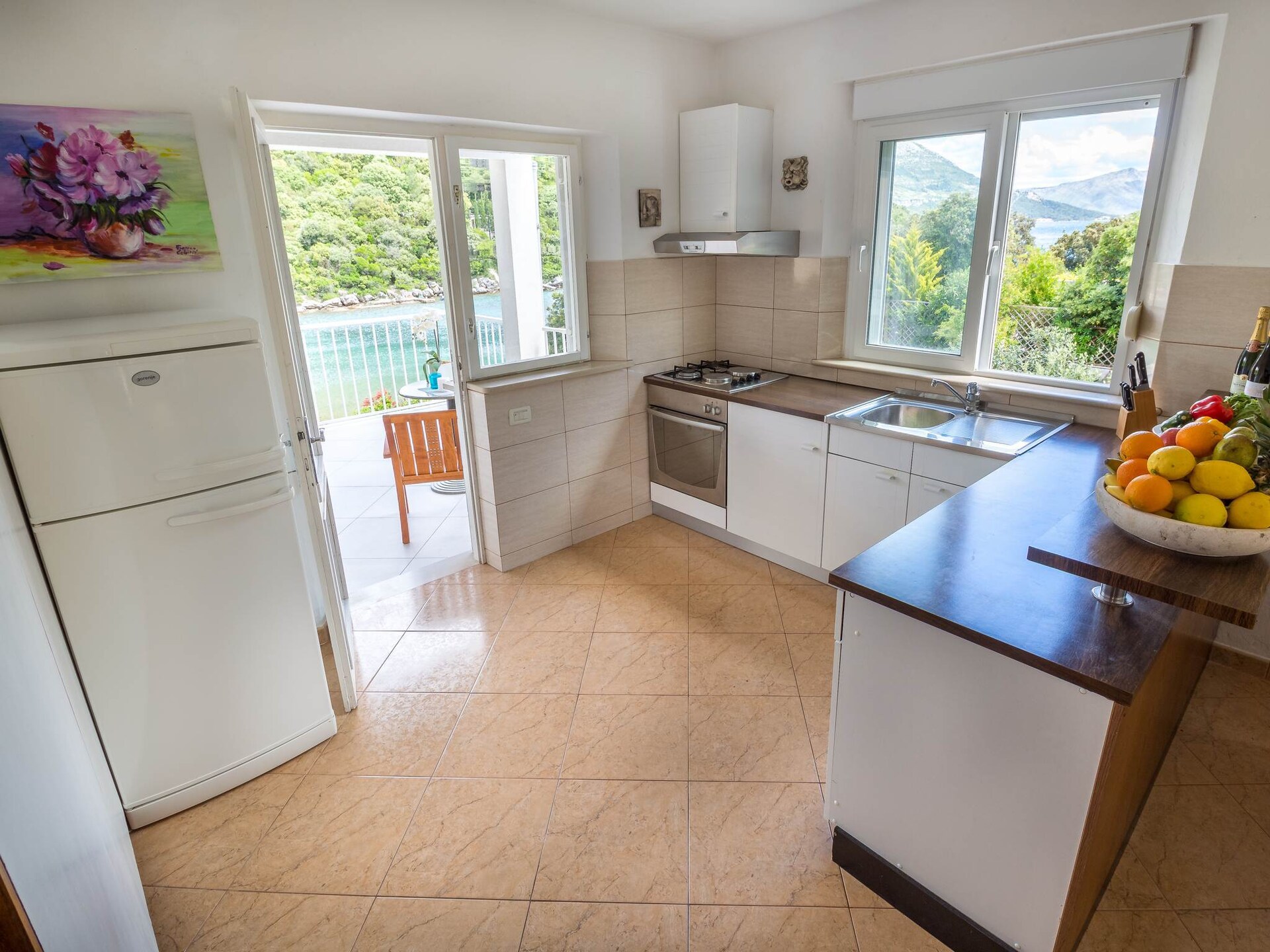 Licht appartement met zeezicht in rustige baai Vrbovica, Korcula - foto 4