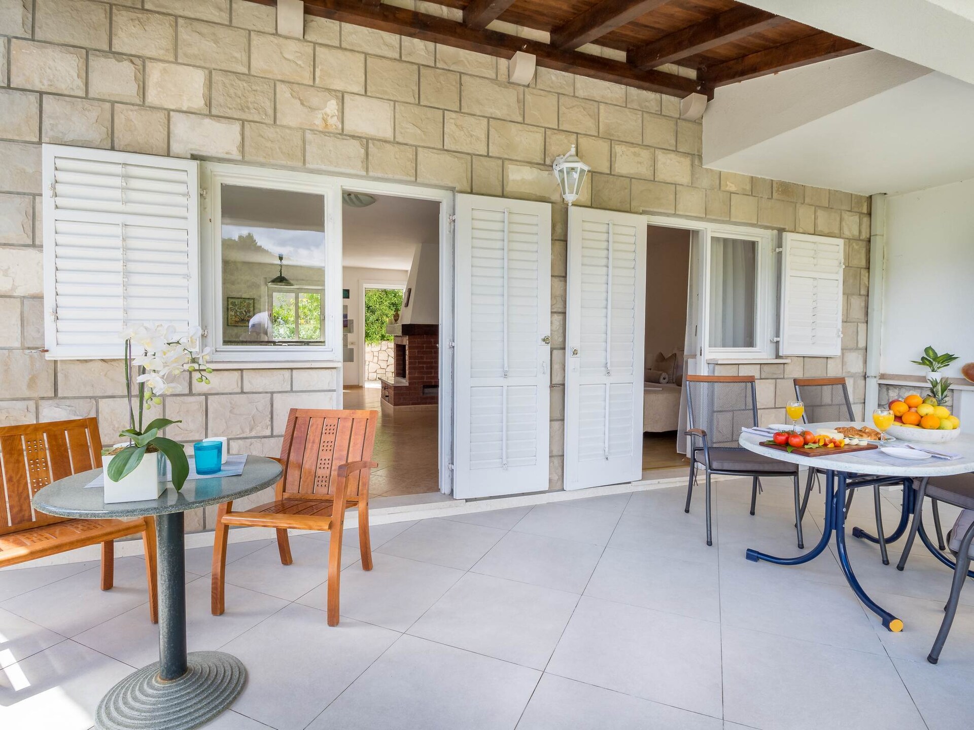 Licht appartement met zeezicht in rustige baai Vrbovica, Korcula - foto 21