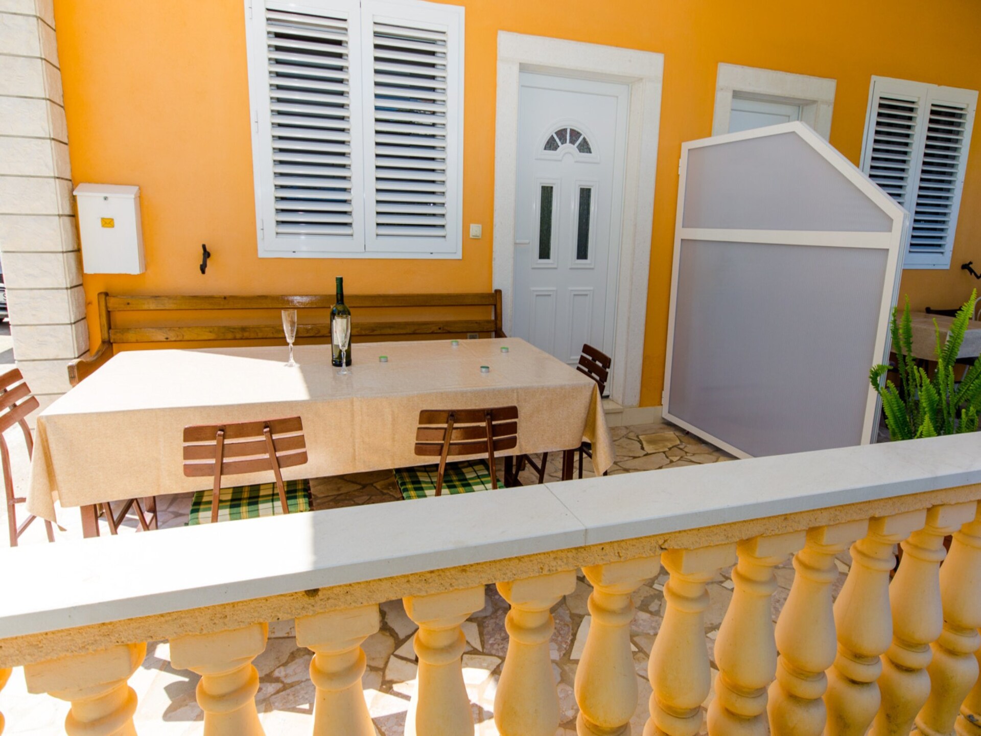 Rustiek appartement voor 4 met zonnig terras, 200m van strand in Trogir - foto 7