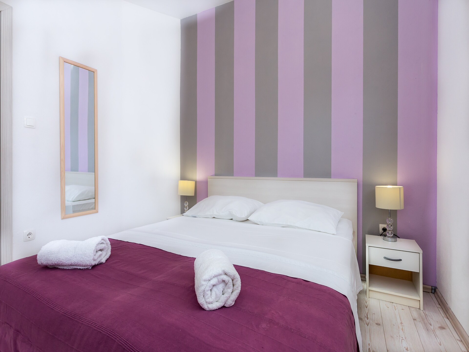 Ruim appartement met balkon en zeezicht op 200m van strand in Omis - foto 13