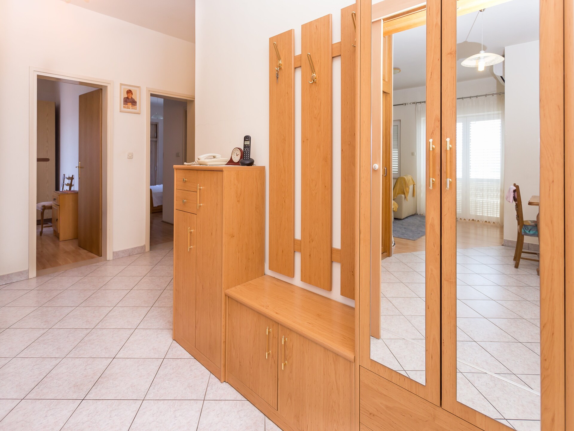 6-persoons appartement aan het strand in Omis met zeezicht - foto 14