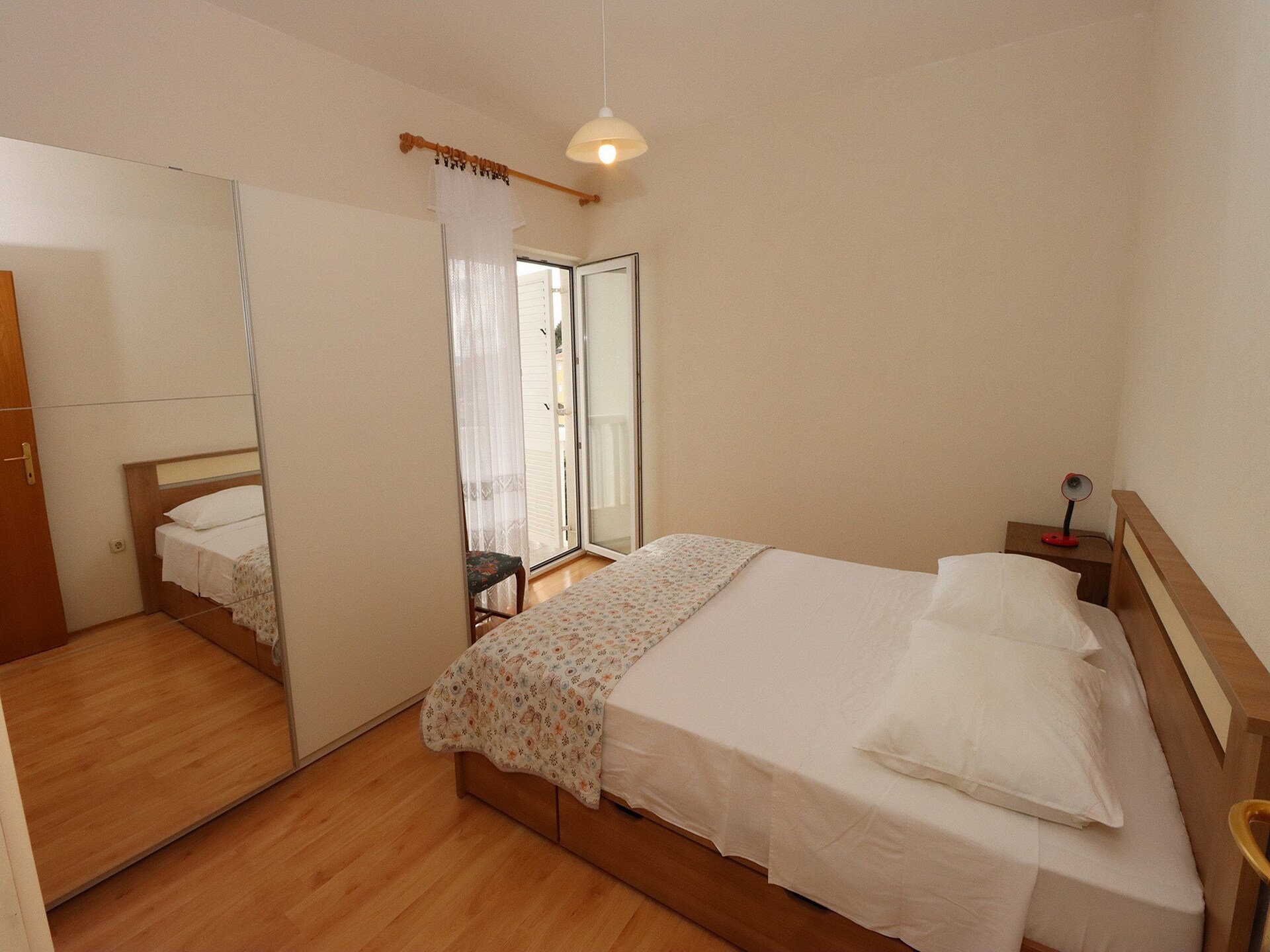 6-persoons appartement aan het strand in Omis met zeezicht - foto 19