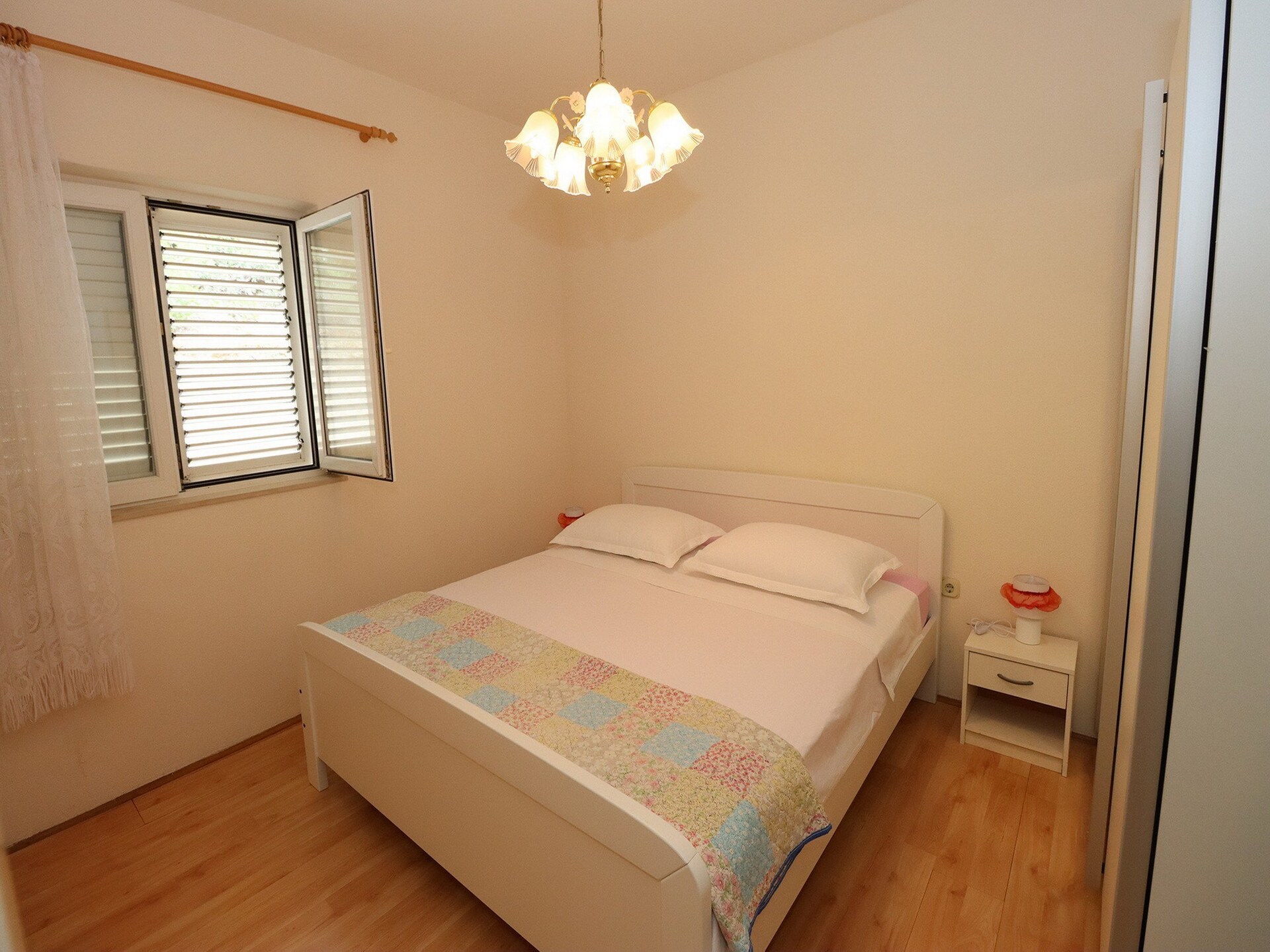 6-persoons appartement aan het strand in Omis met zeezicht - foto 23
