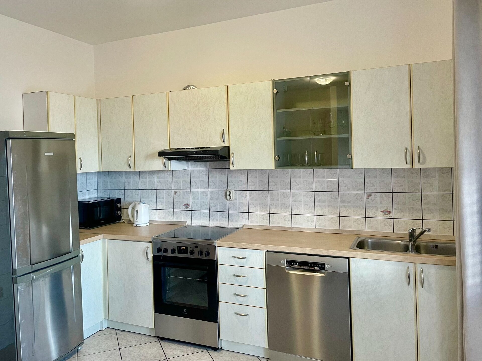 6-persoons appartement aan het strand in Omis met zeezicht - foto 37