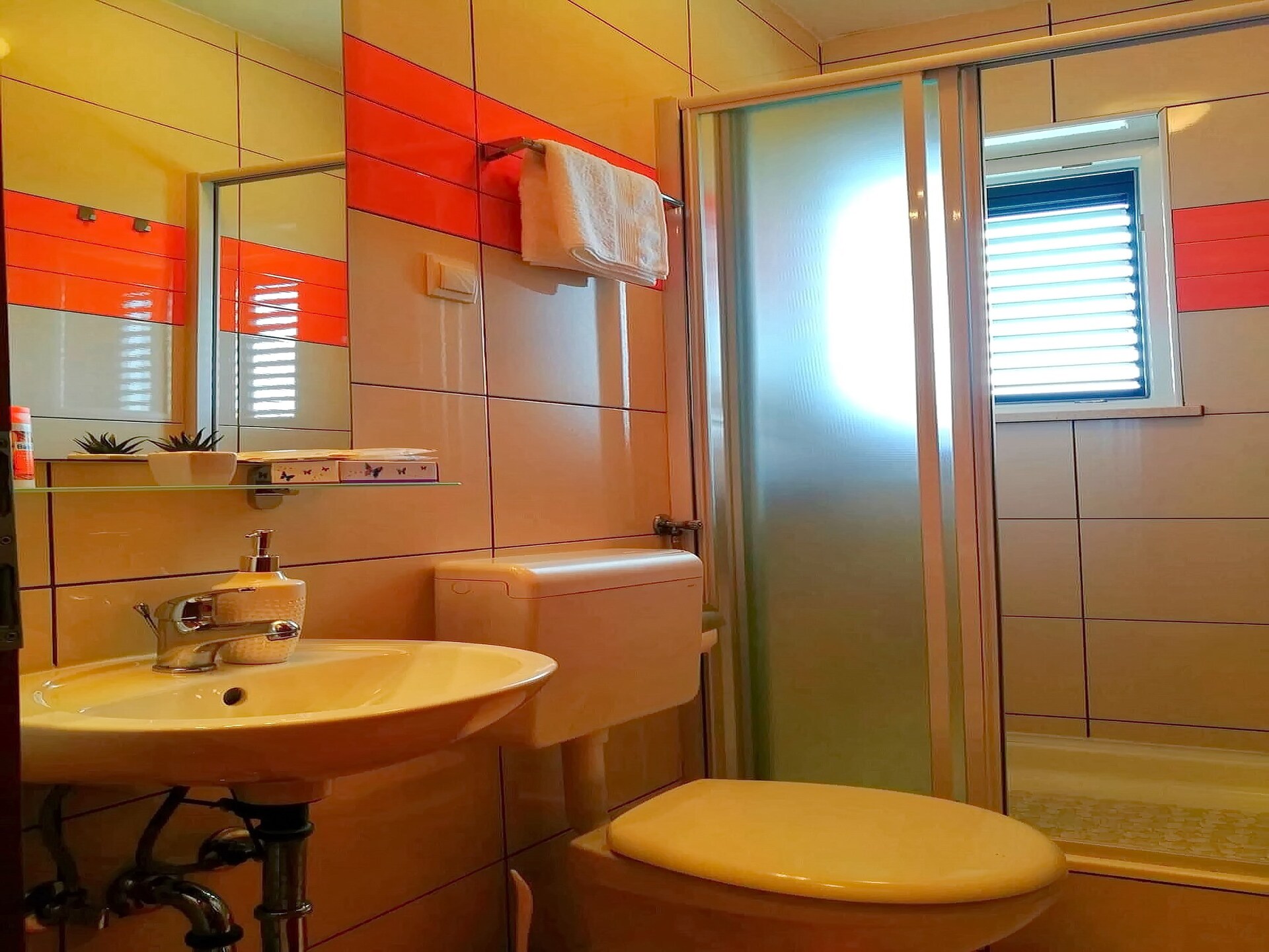 Appartement Kola: 2 slaapkamers, zeezicht, 600m van het strand in Banici - foto 3