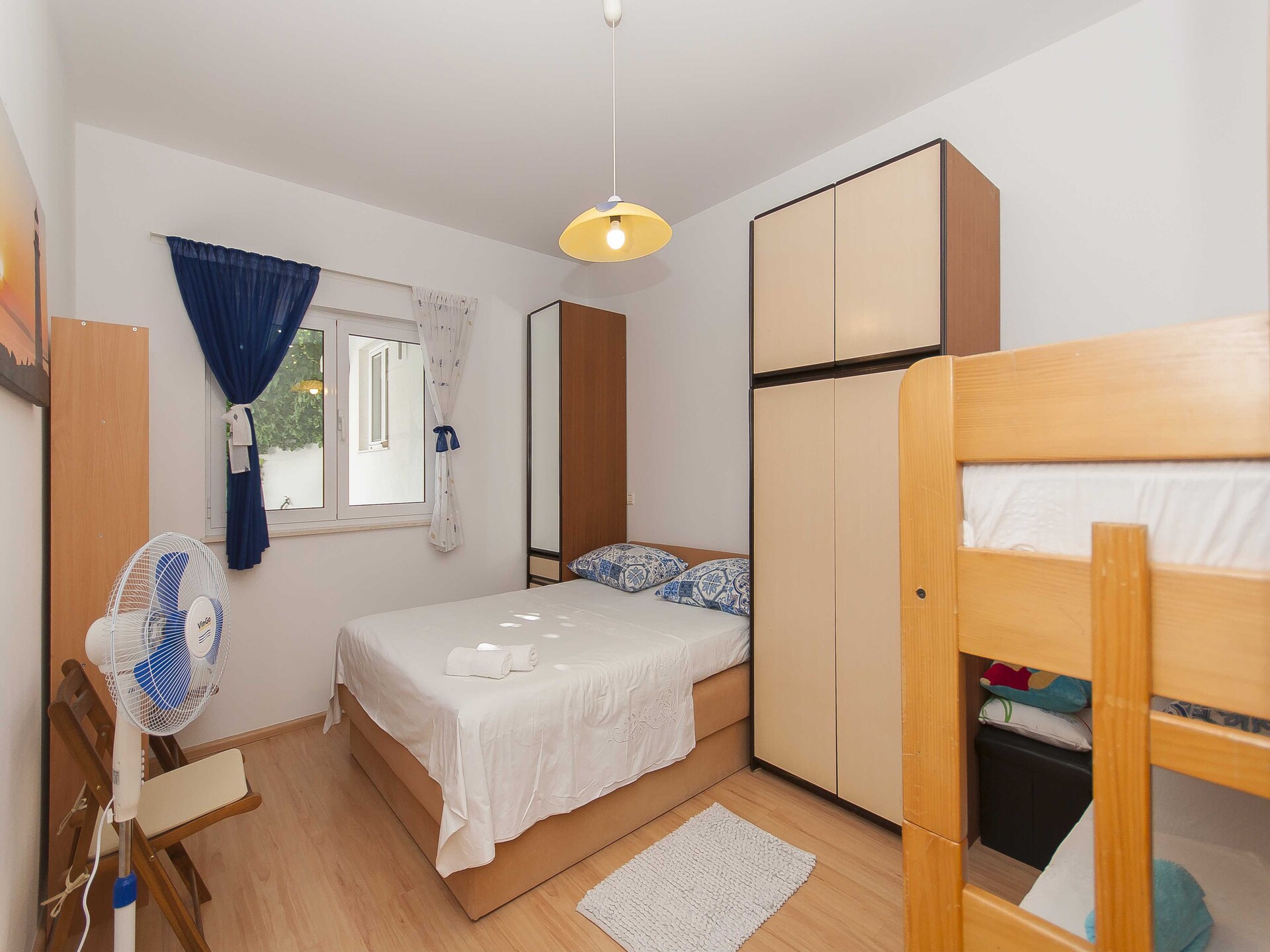 Ruim 8-persoons appartement met balkon en zeezicht in Stanici - foto 6