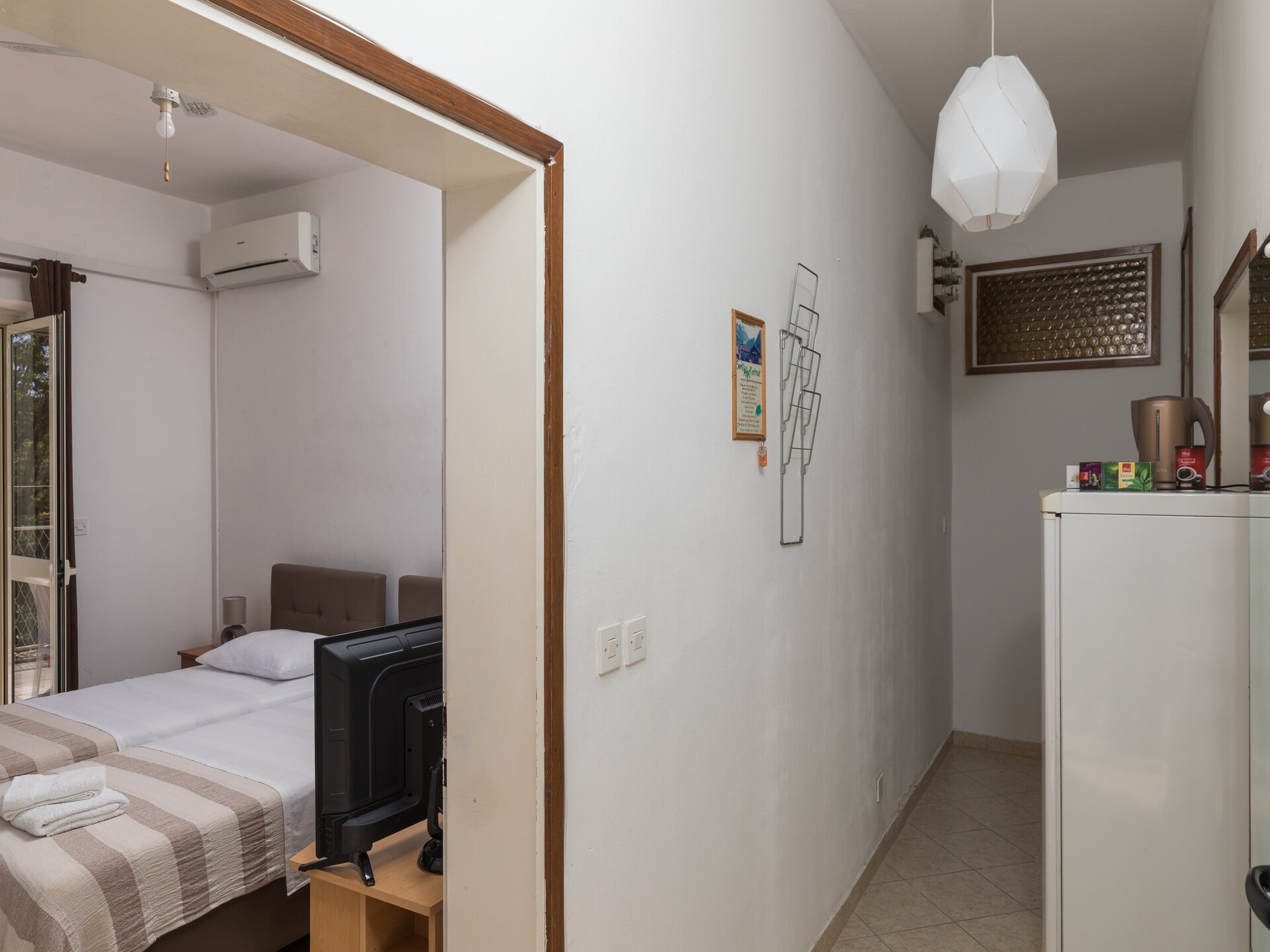 Knusse kamer met WiFi op Babin Kuk, 2 min van strand en boulevard - foto 5