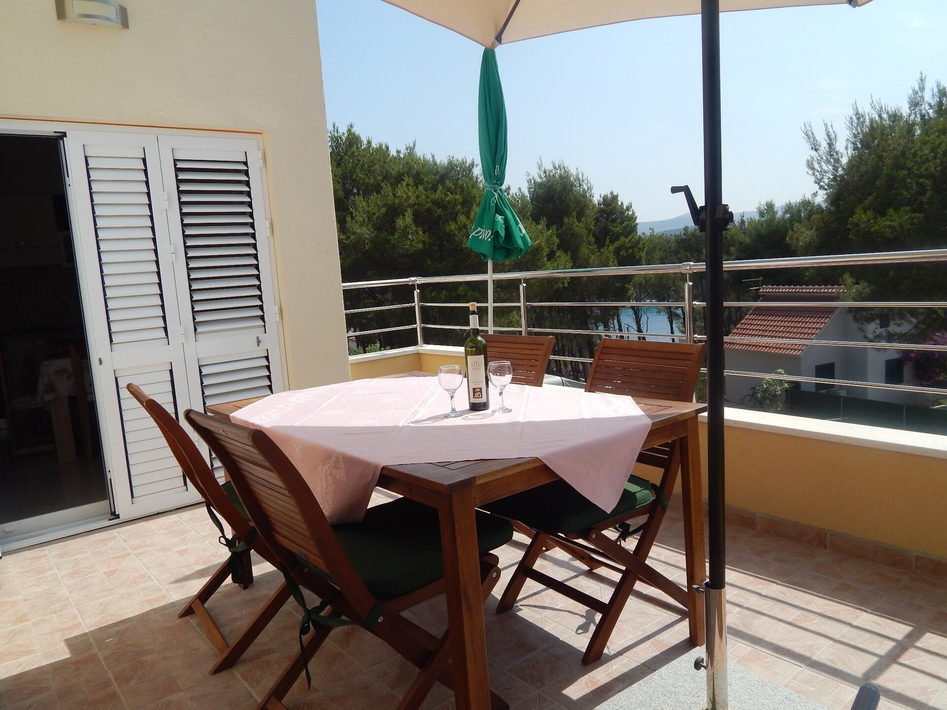 Appartement met zeezichtterras in Milna, vlakbij het strand - foto 1