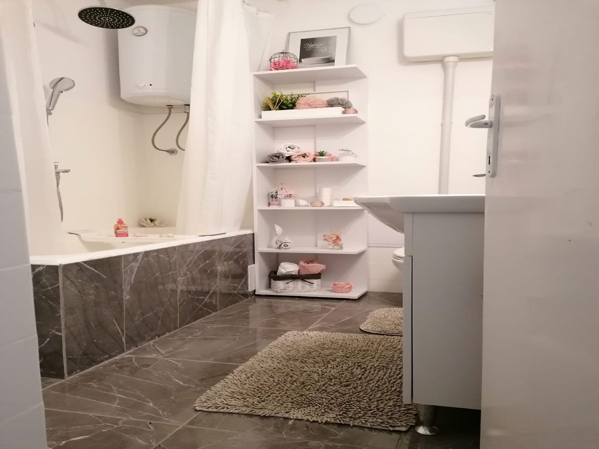 Modern appartement met balkon voor 6 personen in Split - foto 19