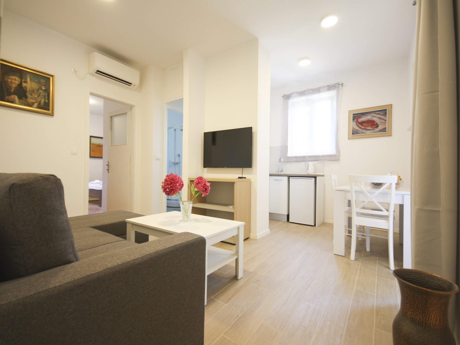 Zonnig appartement met balkon in Lapad, op 500m van het strand - foto 2