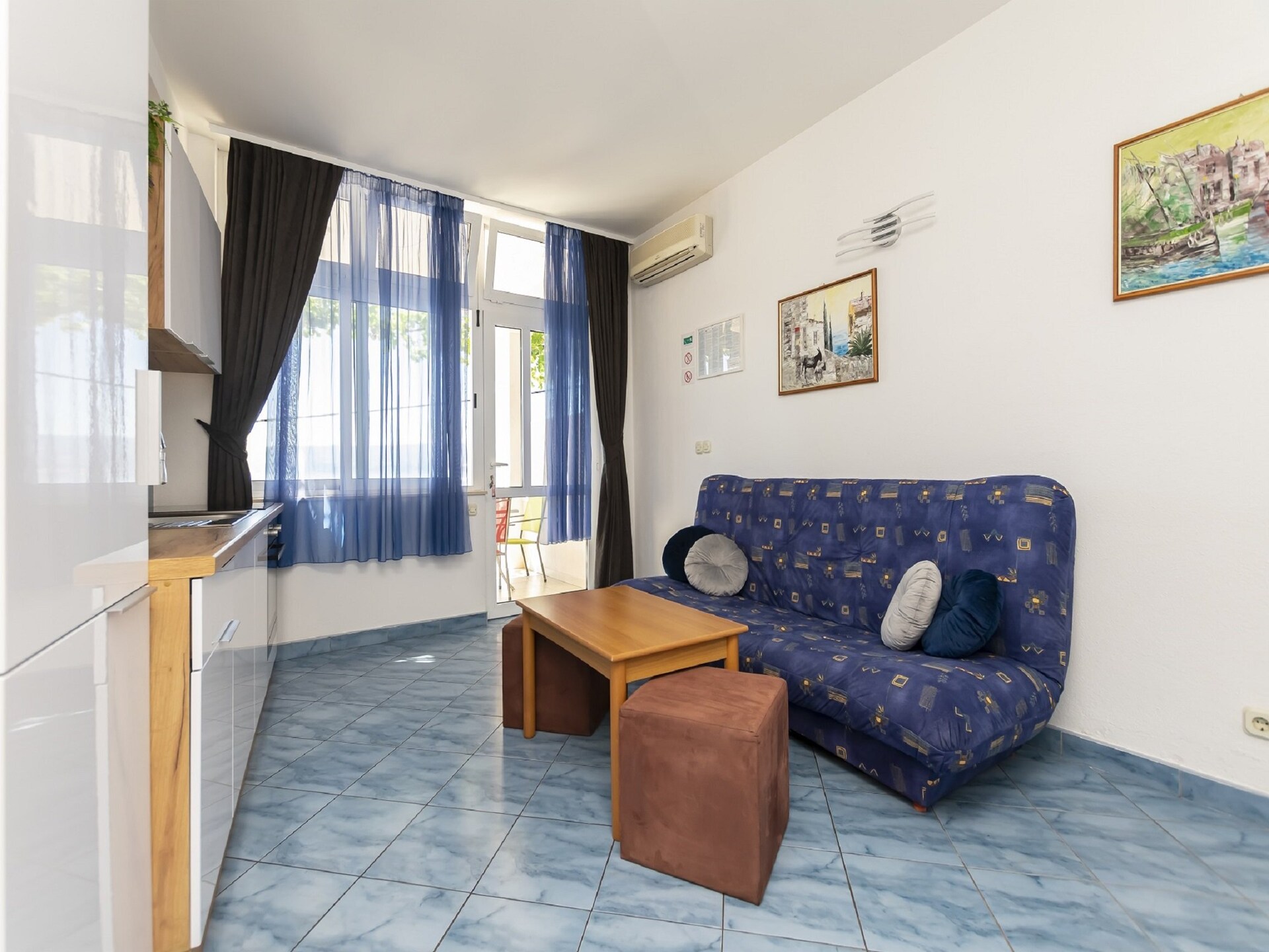 Appartement met zeezicht en terras op 100m van het strand in Dugi Rat - foto 19
